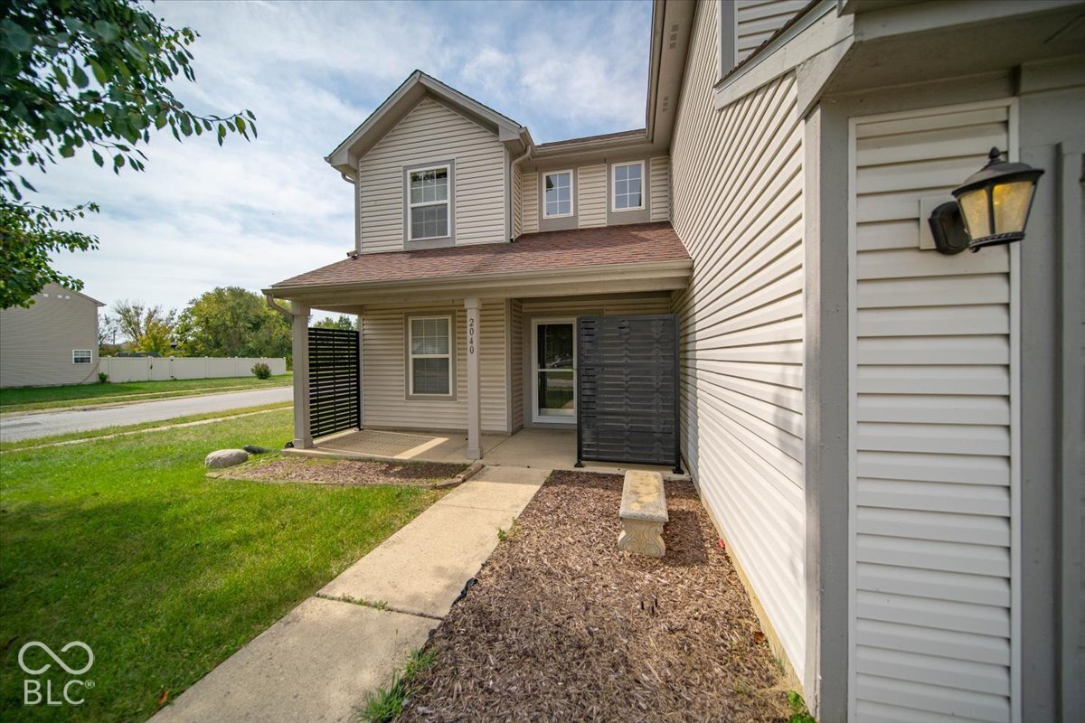 2040 St Clifford Drive, Indianapolis, IN, 46239 photo 4 of 38