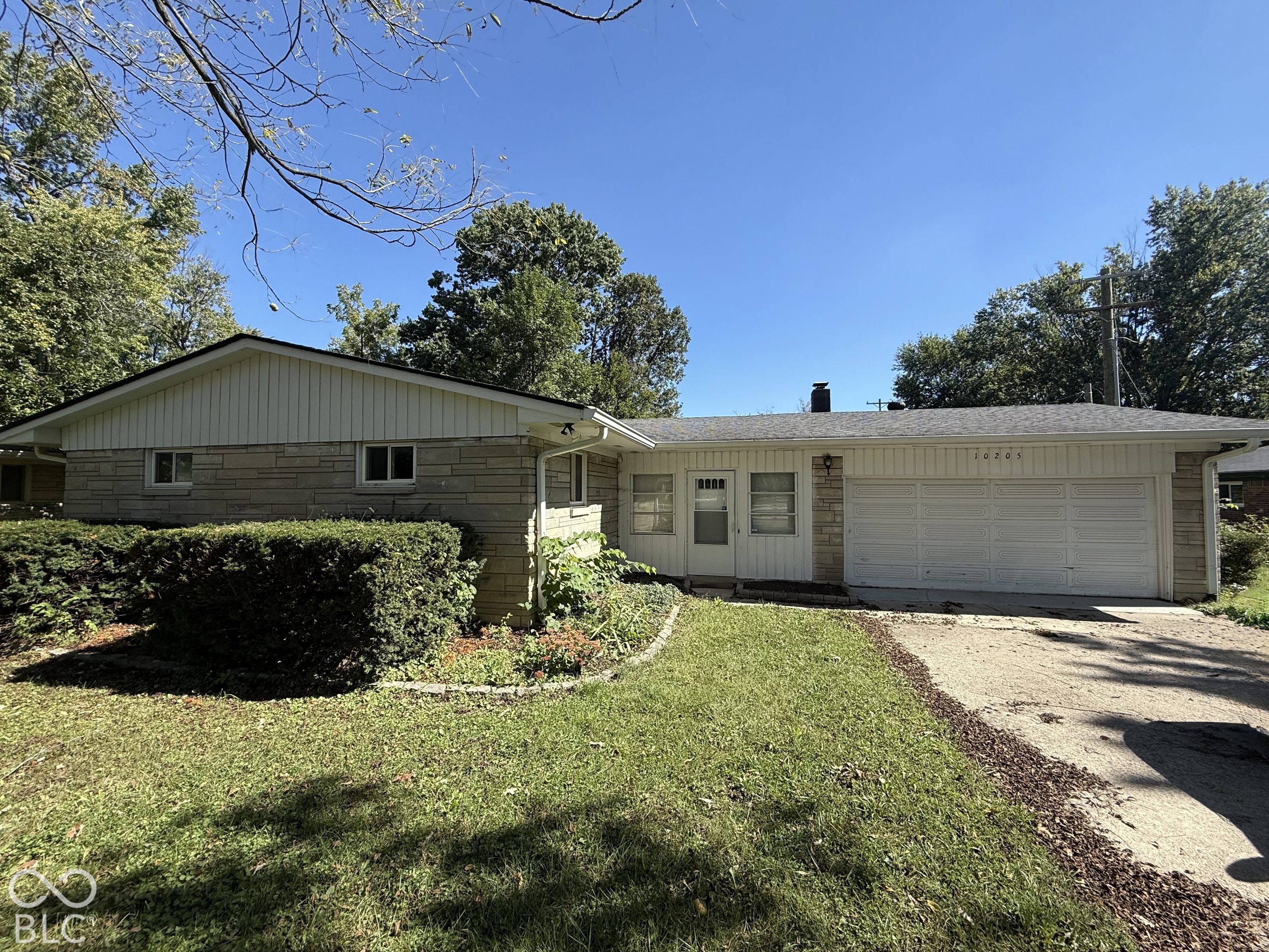 10205 N College Avenue, Carmel, IN, 46280 photo 4 of 37