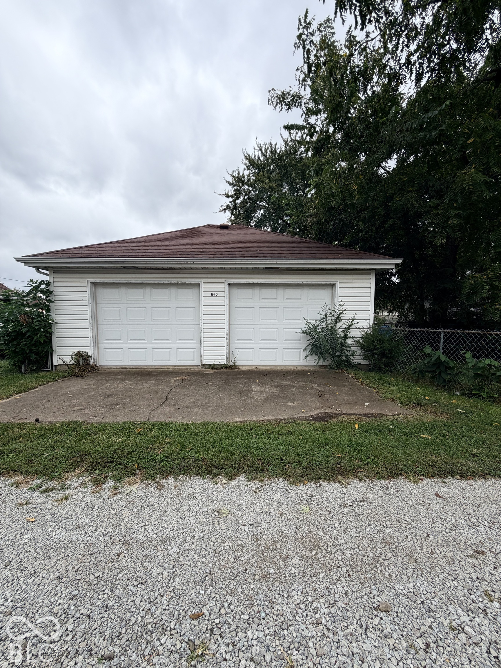 840 S Addison Street, Indianapolis, IN, 46221 photo 4 of 7