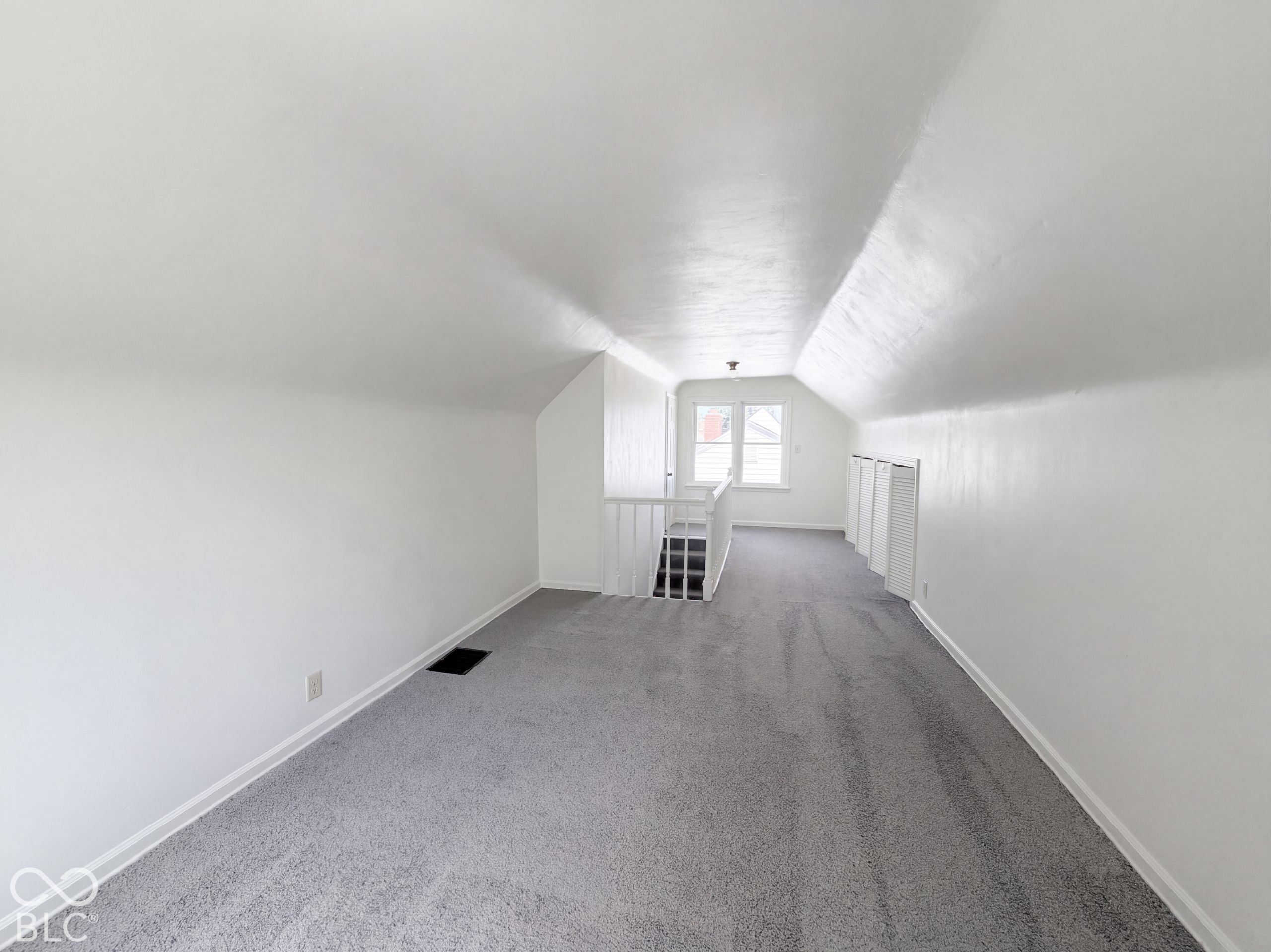 122 S 6th Avenue, Beech Grove, IN, 46107 photo 4 of 17
