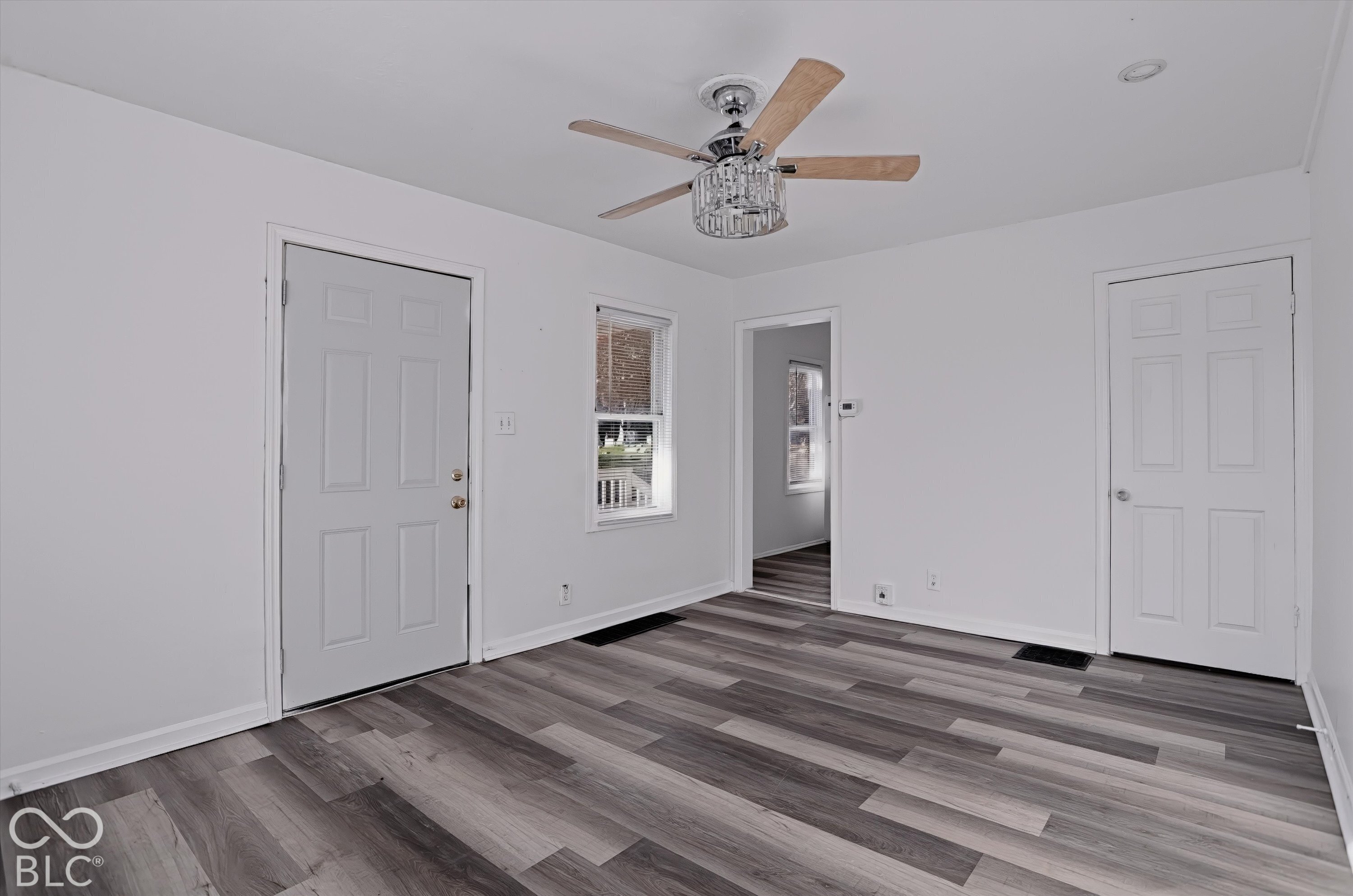 58 E Southern Avenue, Indianapolis, IN, 46225 photo 4 of 20