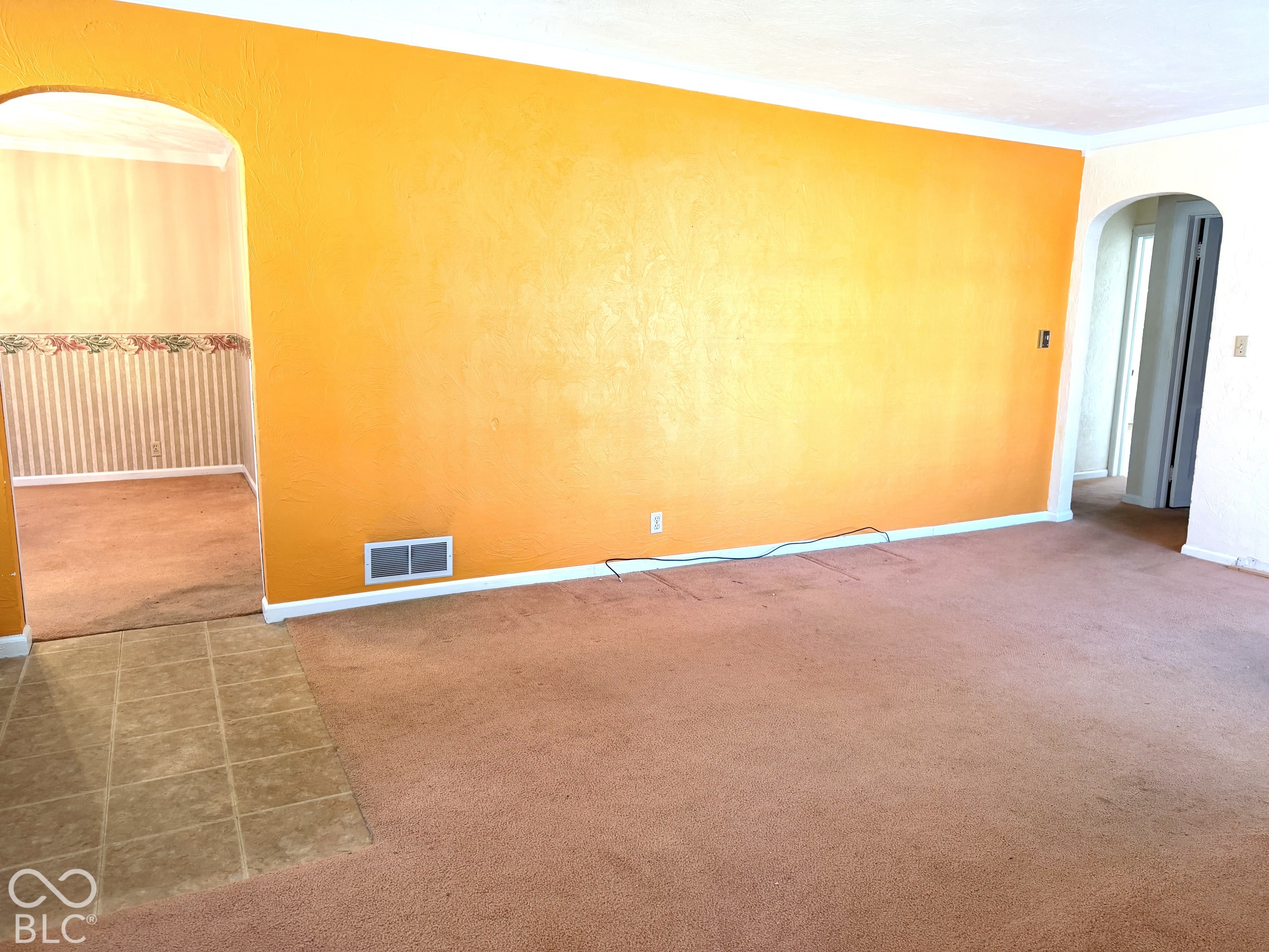 615 Chestnut Street, Anderson, IN, 46012 photo 4 of 25
