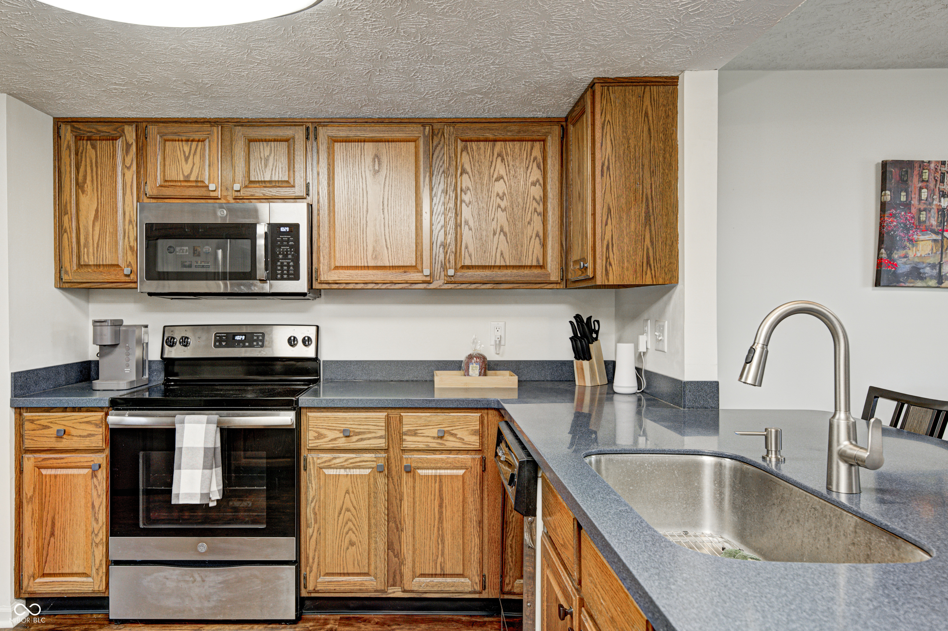 7459 Quincy Court, Indianapolis, IN, 46254 photo 4 of 30