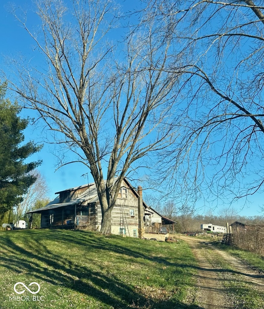 7021 Bellsville Pike, Columbus, IN, 47201 photo 4 of 15
