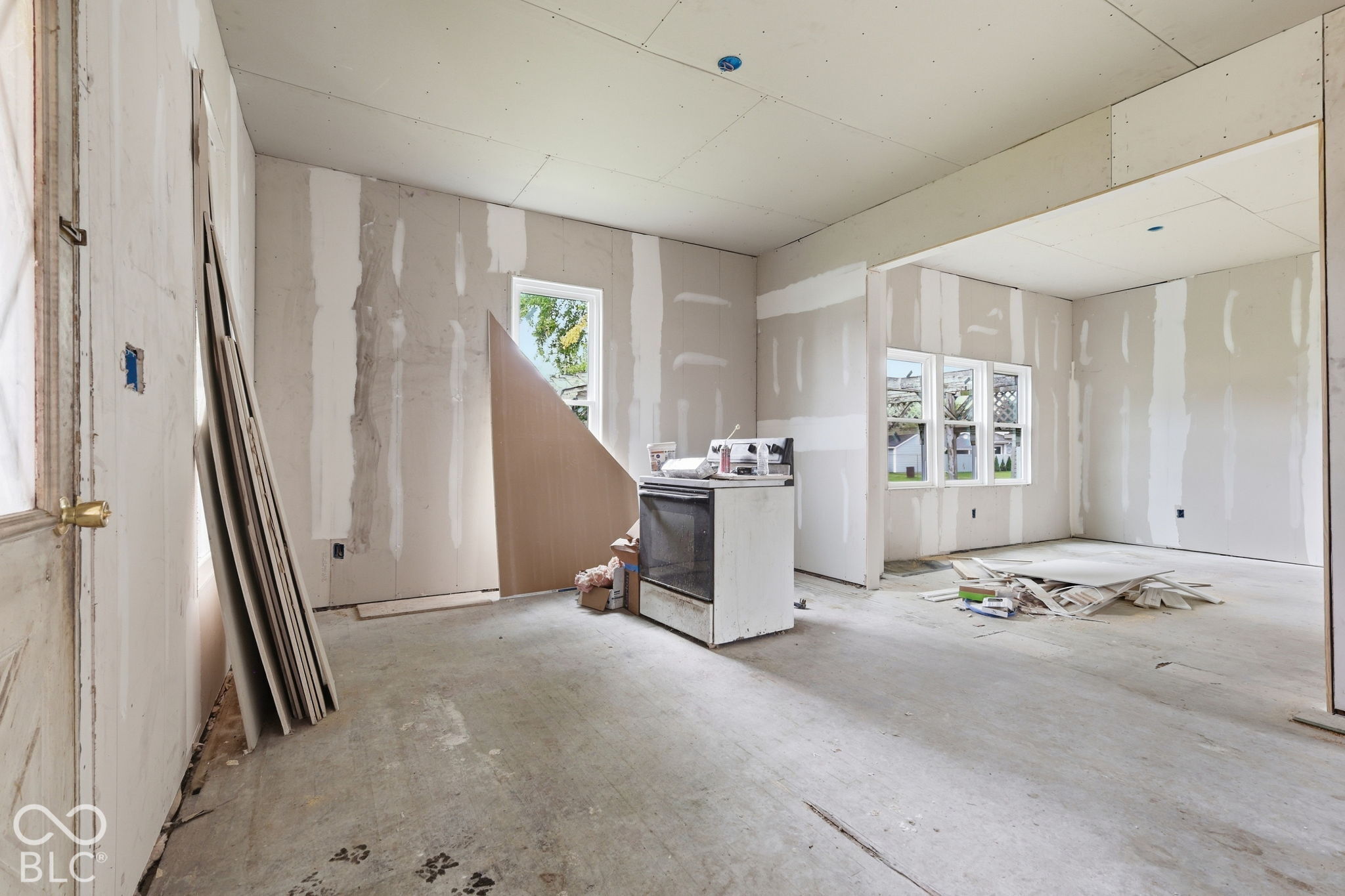 2115 S I Street, Elwood, IN, 46036 photo 4 of 42