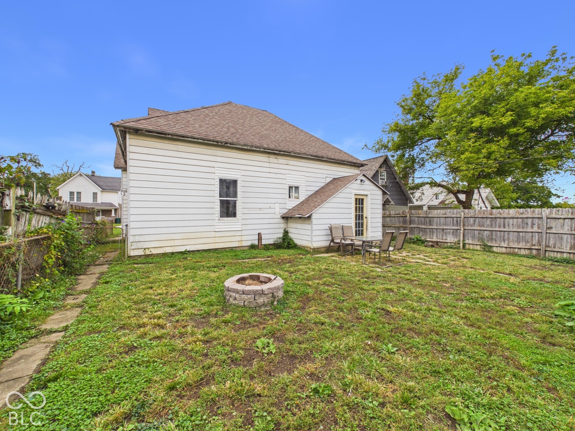 2806 S Jefferson Street, Muncie, IN, 47302 photo 4 of 33