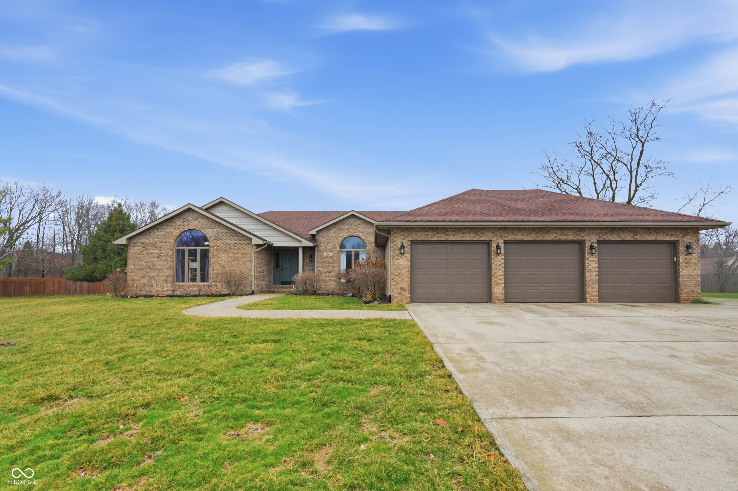 209 N Copperwood Court, Muncie, IN, 47304 photo 4 of 41