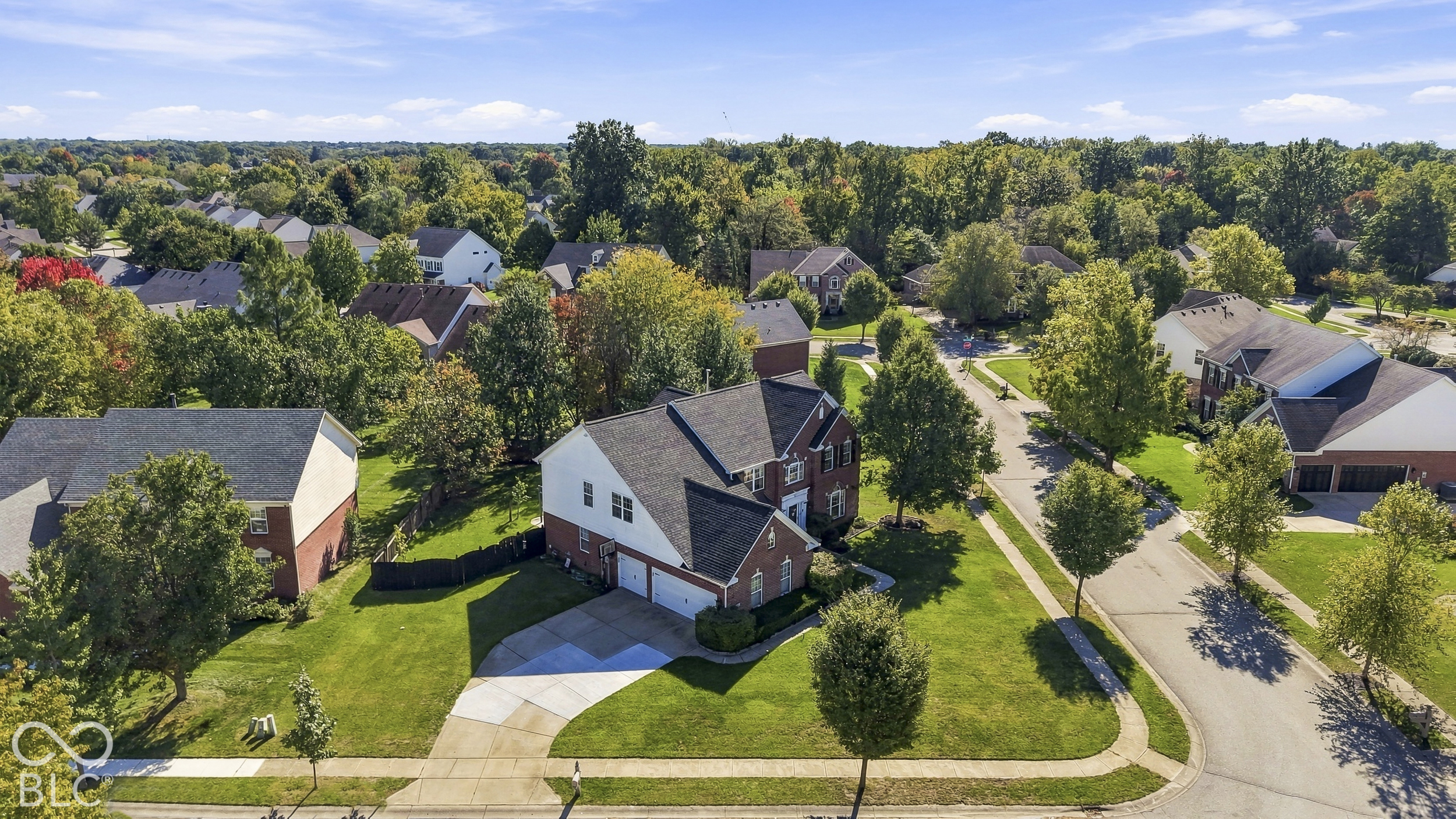 5889 Pebblestream Drive, Carmel, IN, 46033 photo 4 of 50