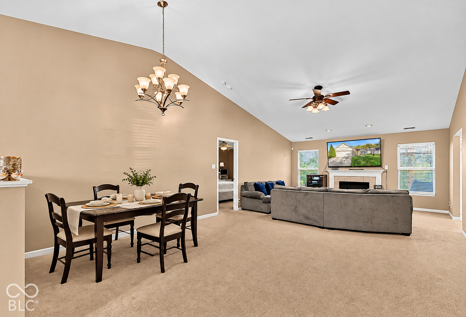 18984 Prairie Crossing Drive, Noblesville, IN, 46062 photo 4 of 22