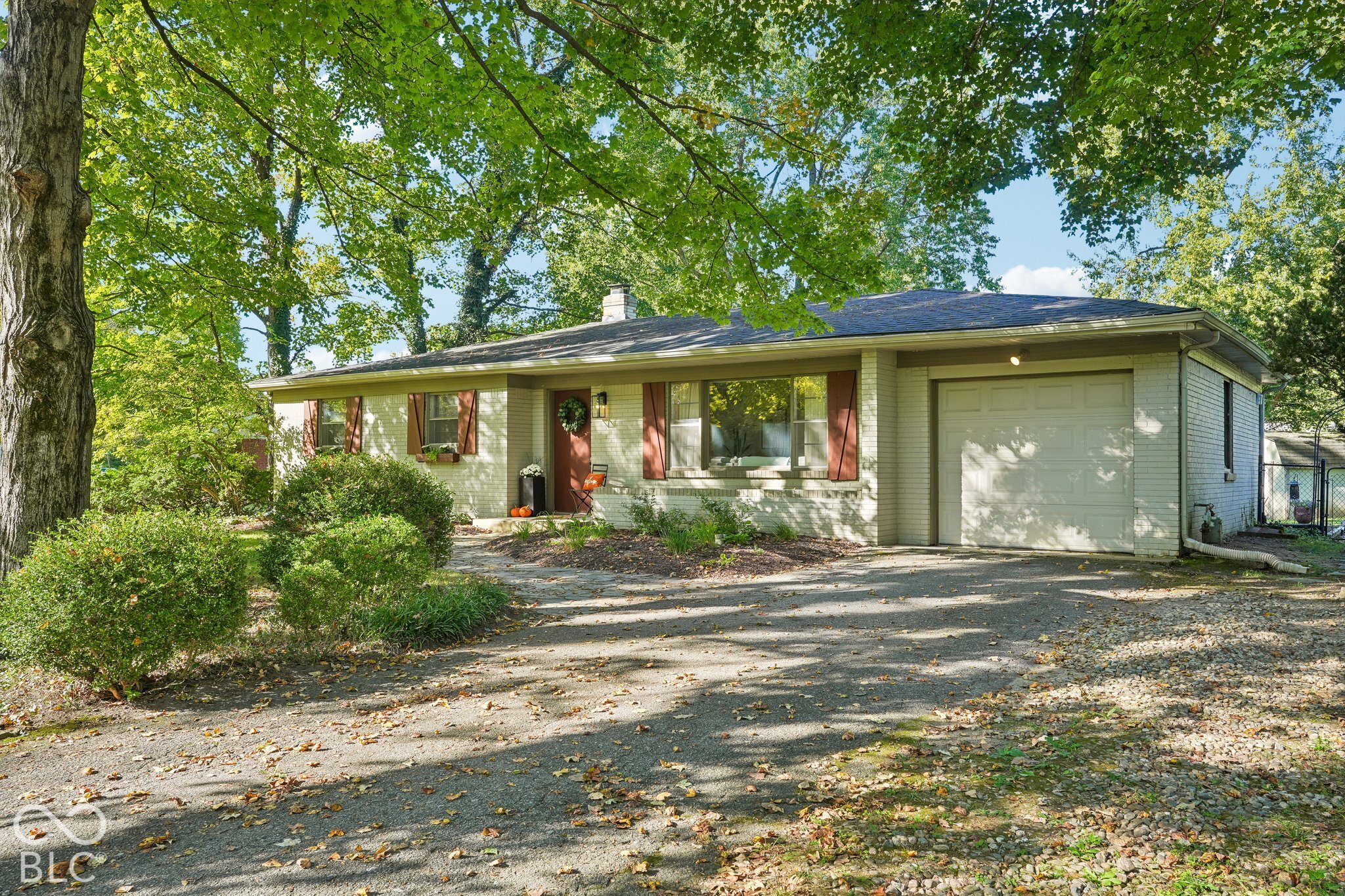 8450 Evergreen Avenue, Indianapolis, IN, 46240 photo 4 of 48