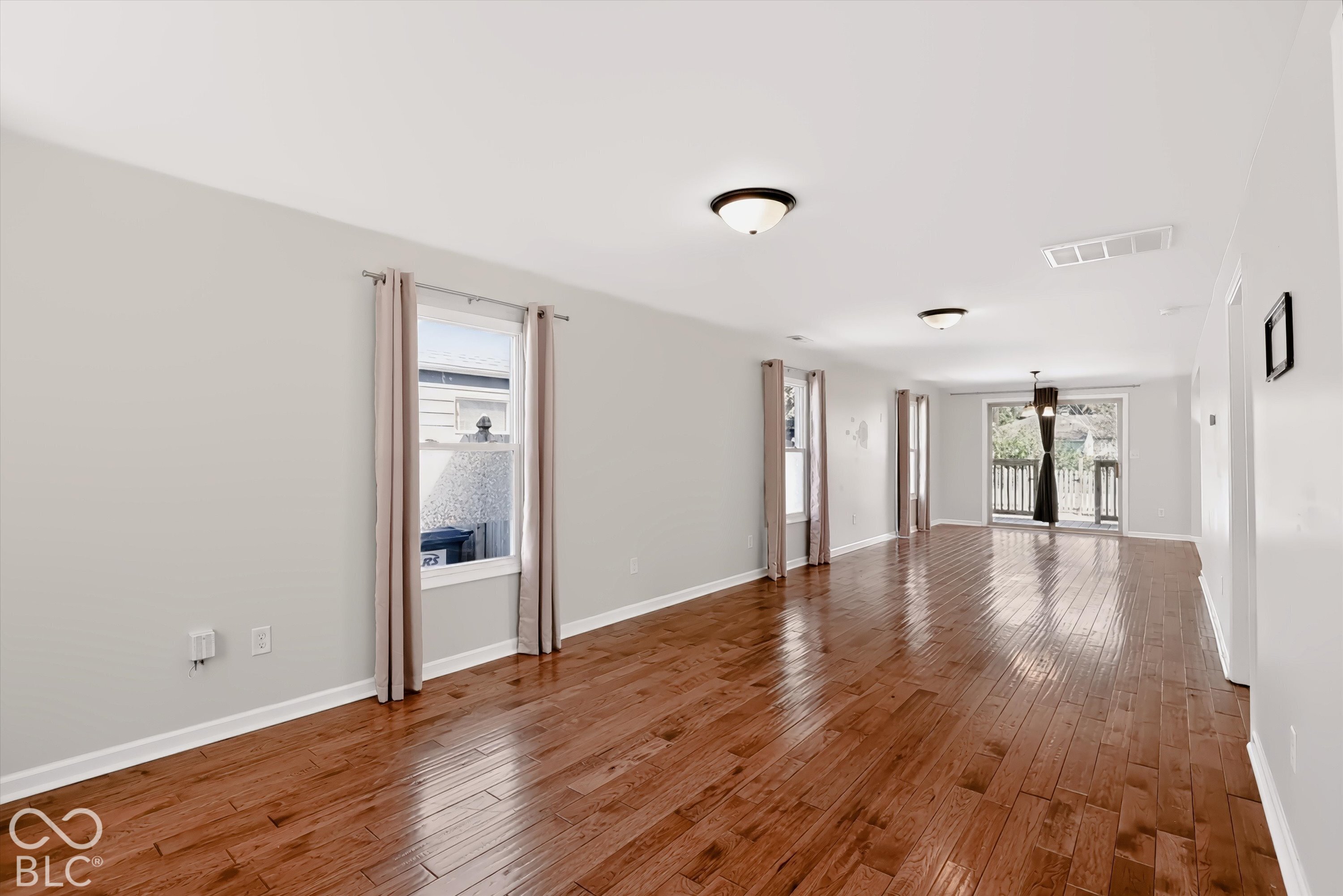 4855 Hillside Avenue, Indianapolis, IN, 46205 photo 4 of 36