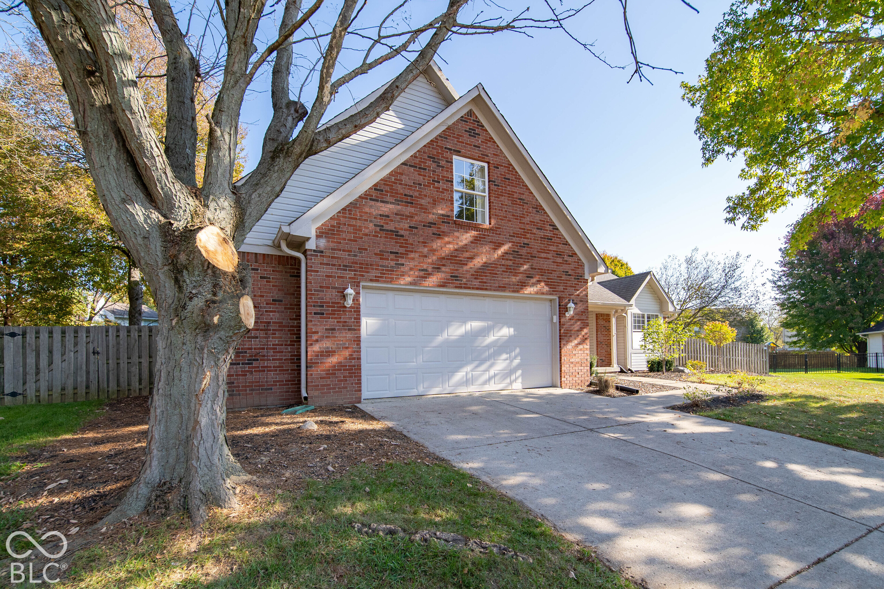1498 Macintosh Court, Avon, IN, 46123 photo 4 of 38