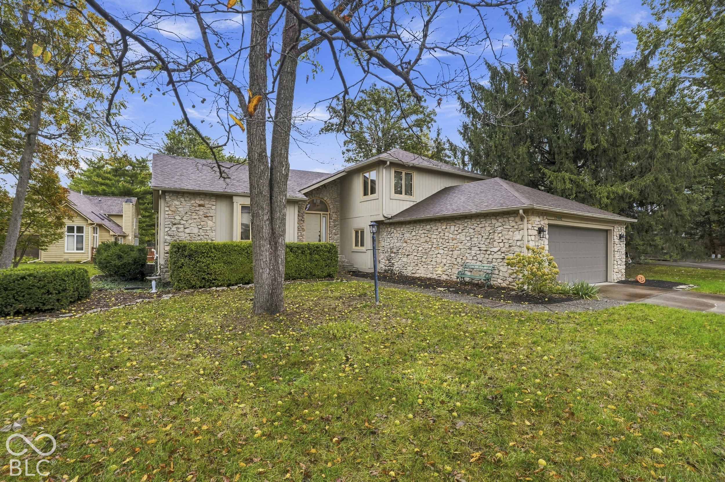 13665 Thistlewood Drive W, Carmel, IN, 46032 photo 4 of 52