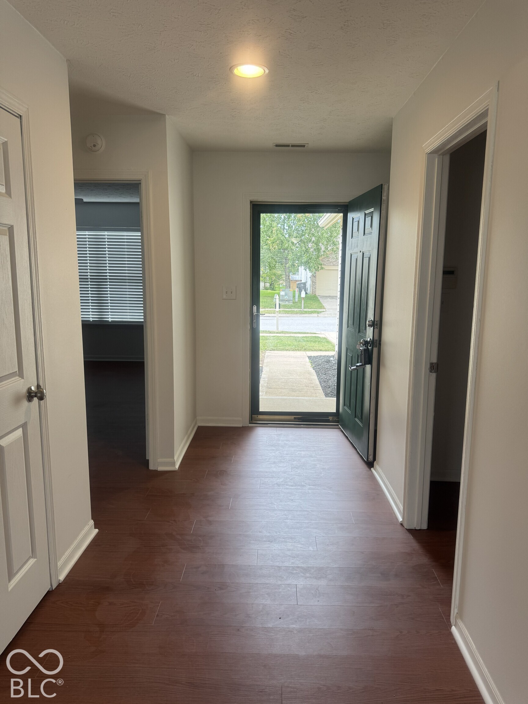 2329 Bremhaven Court, Indianapolis, IN, 46229 photo 4 of 32