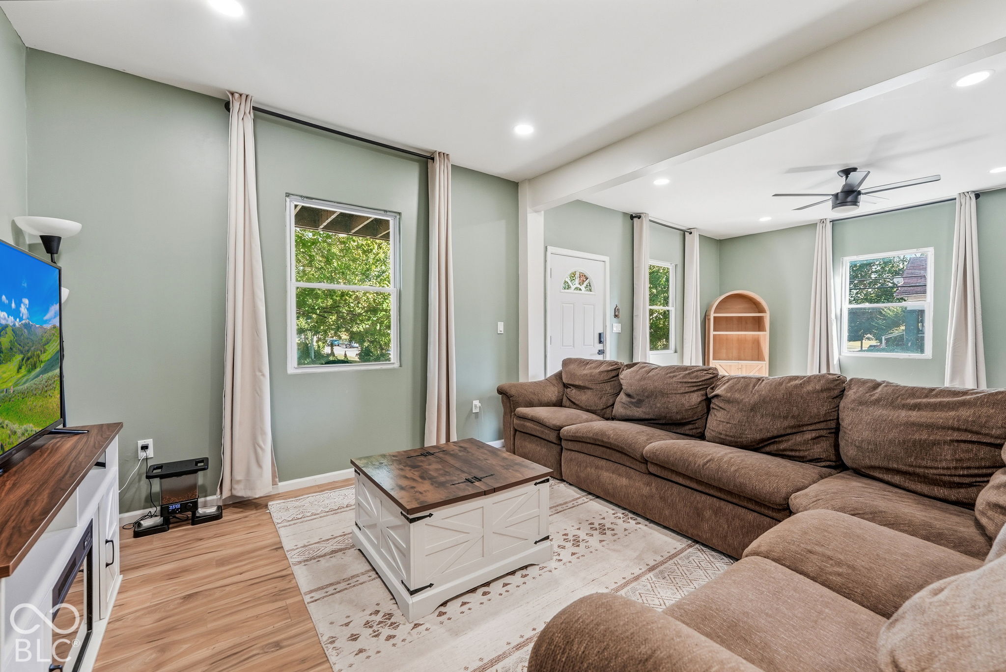 4002 Byram Avenue, Indianapolis, IN, 46208 photo 4 of 28
