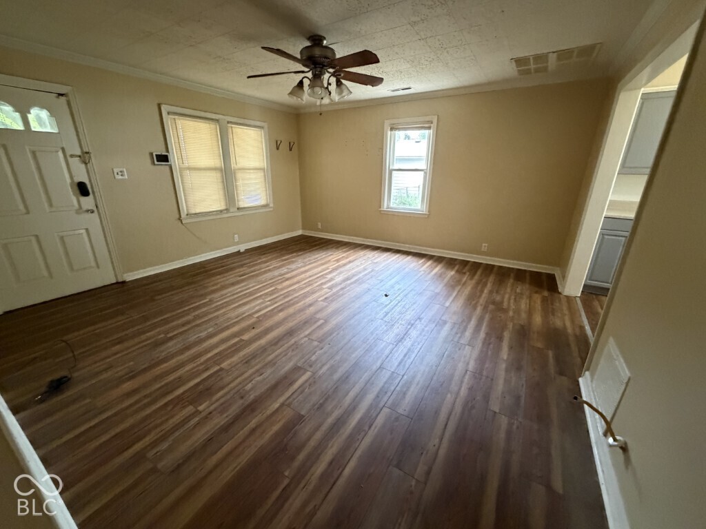 112 E 34th Street, Anderson, IN, 46013 photo 4 of 6