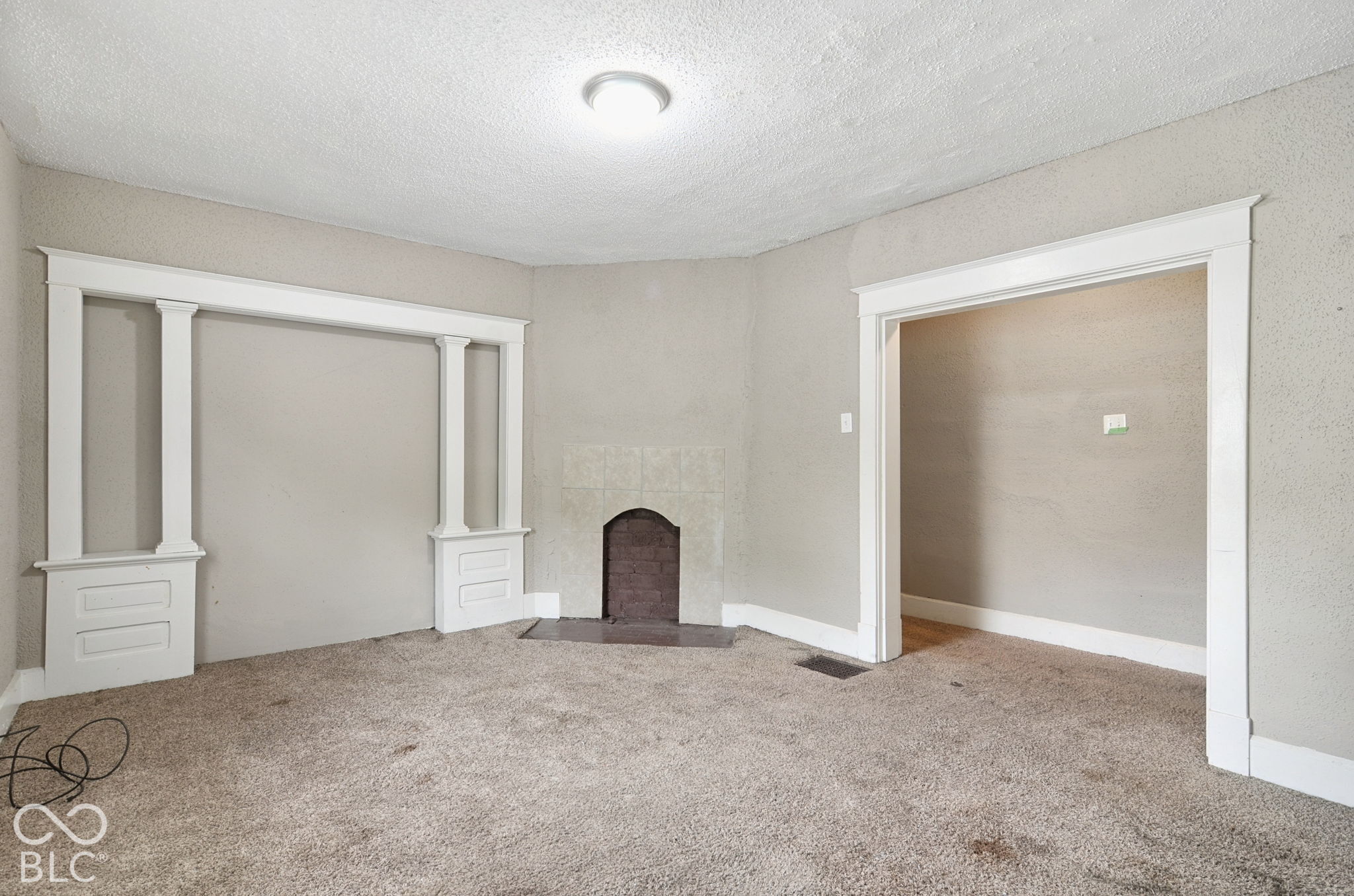 3663 Graceland Avenue, Indianapolis, IN, 46208 photo 4 of 13