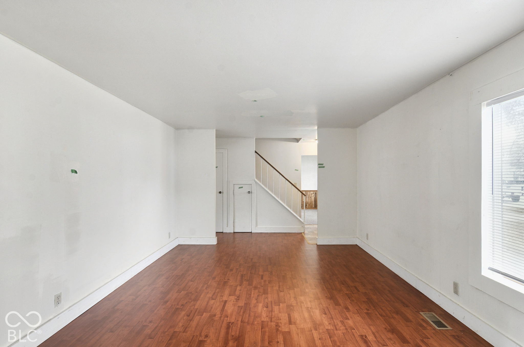 3656 Erin Drive, Indianapolis, IN, 46235 photo 4 of 9