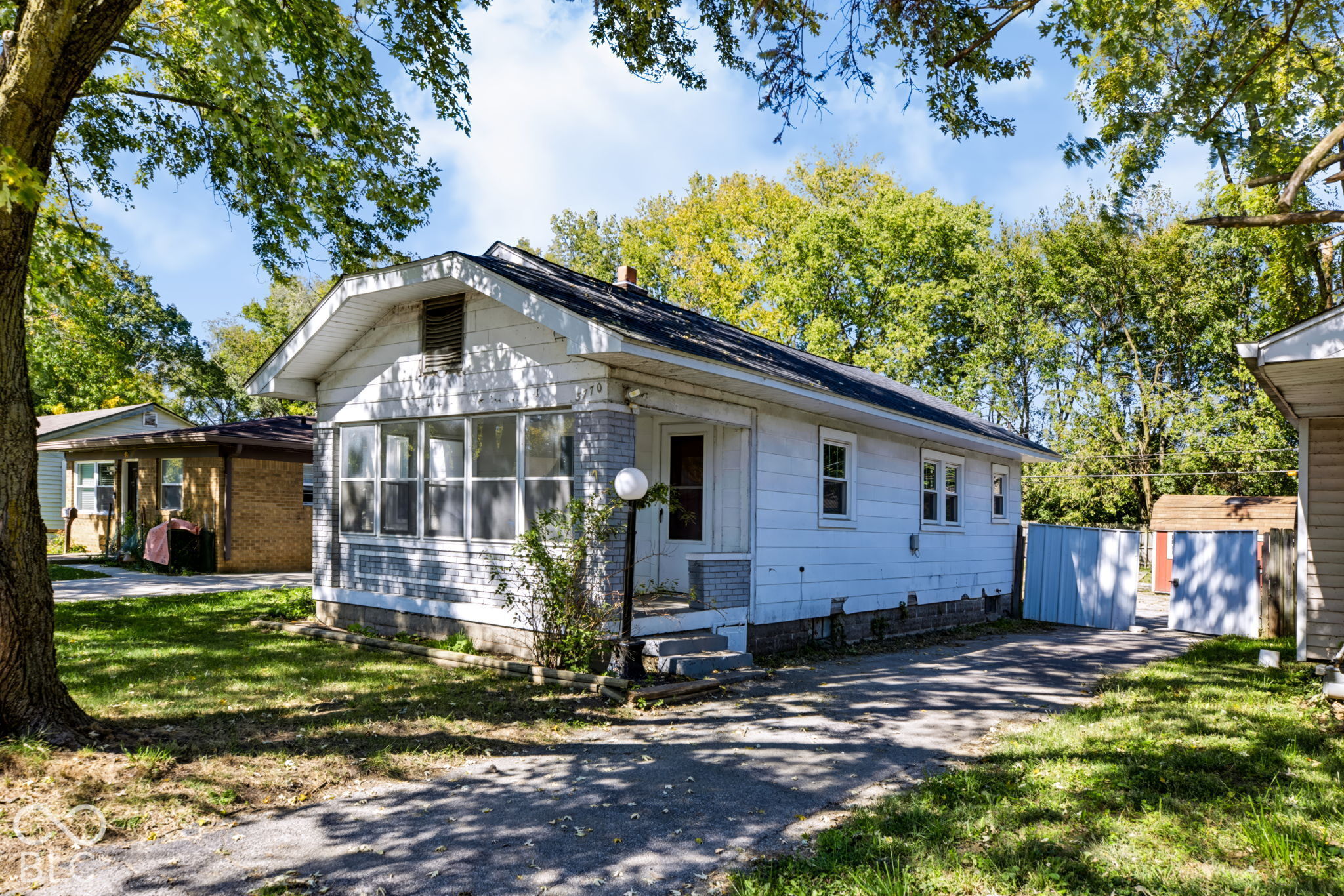 3770 Creston Drive, Indianapolis, IN, 46222 photo 4 of 30