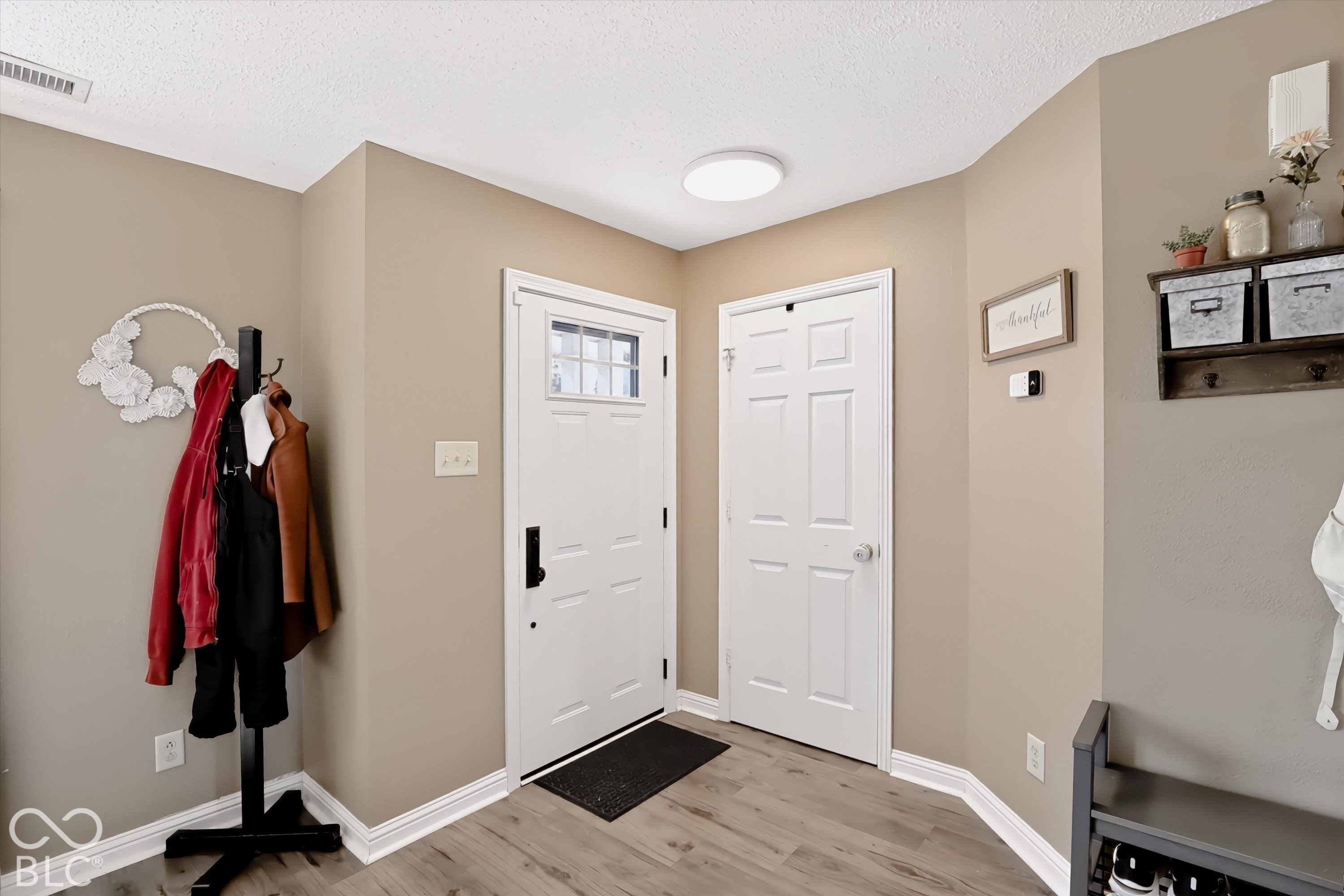 5739 Woodland Trace Boulevard, Indianapolis, IN, 46237 photo 4 of 75