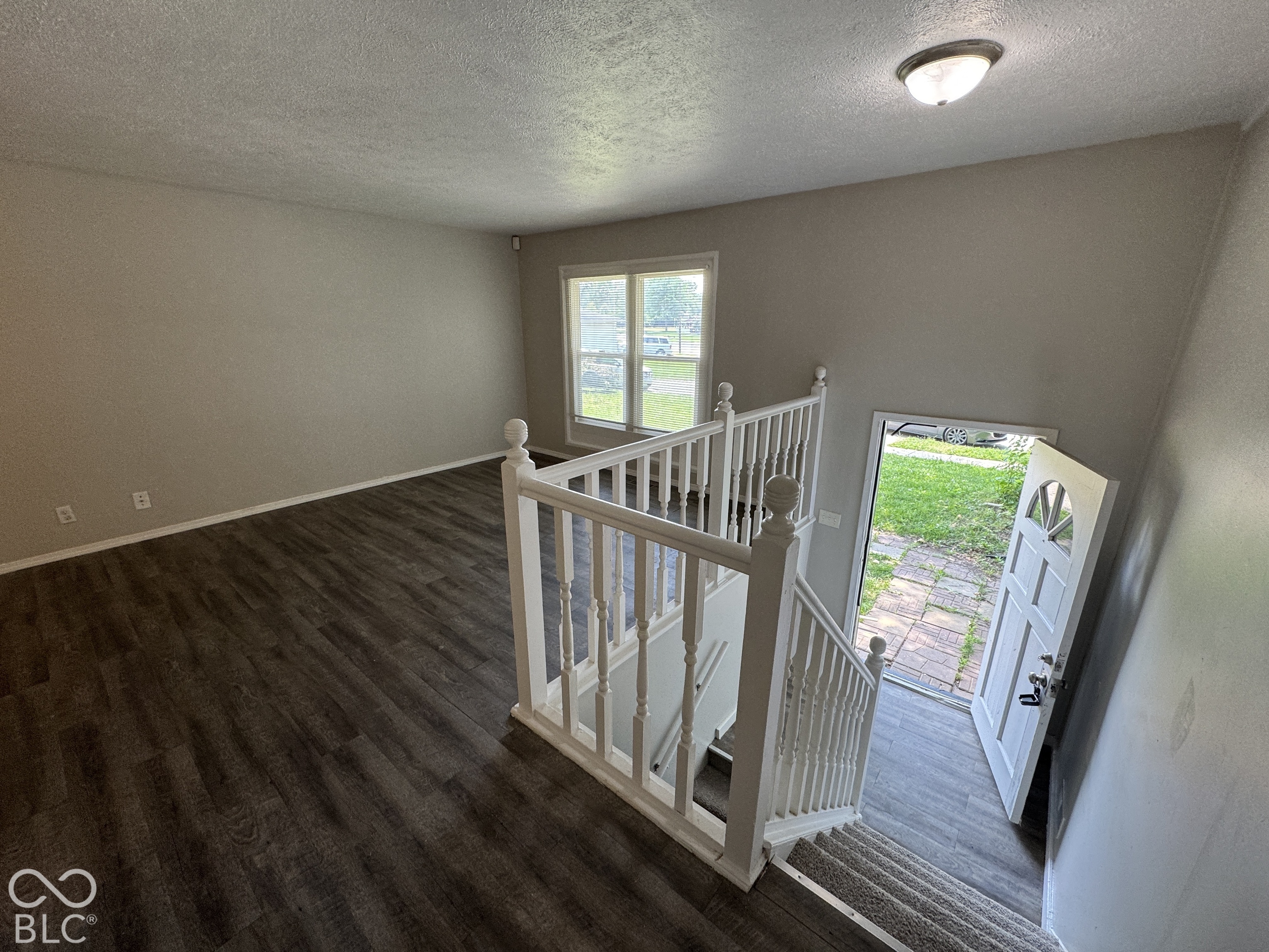 3841 Harvest Avenue, Indianapolis, IN, 46226 photo 4 of 34