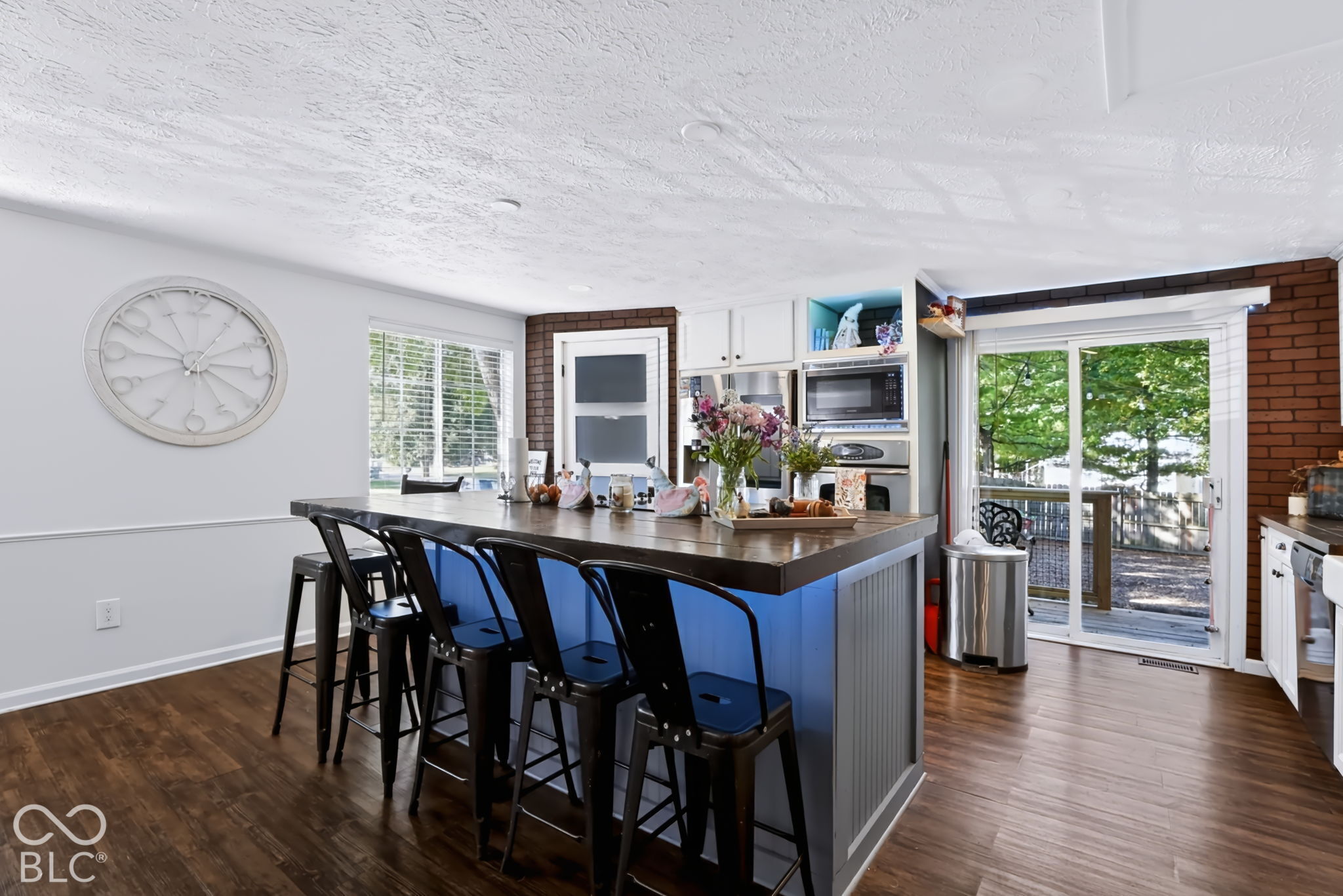 6524 Breeds Hill Court, Indianapolis, IN, 46237 photo 4 of 44