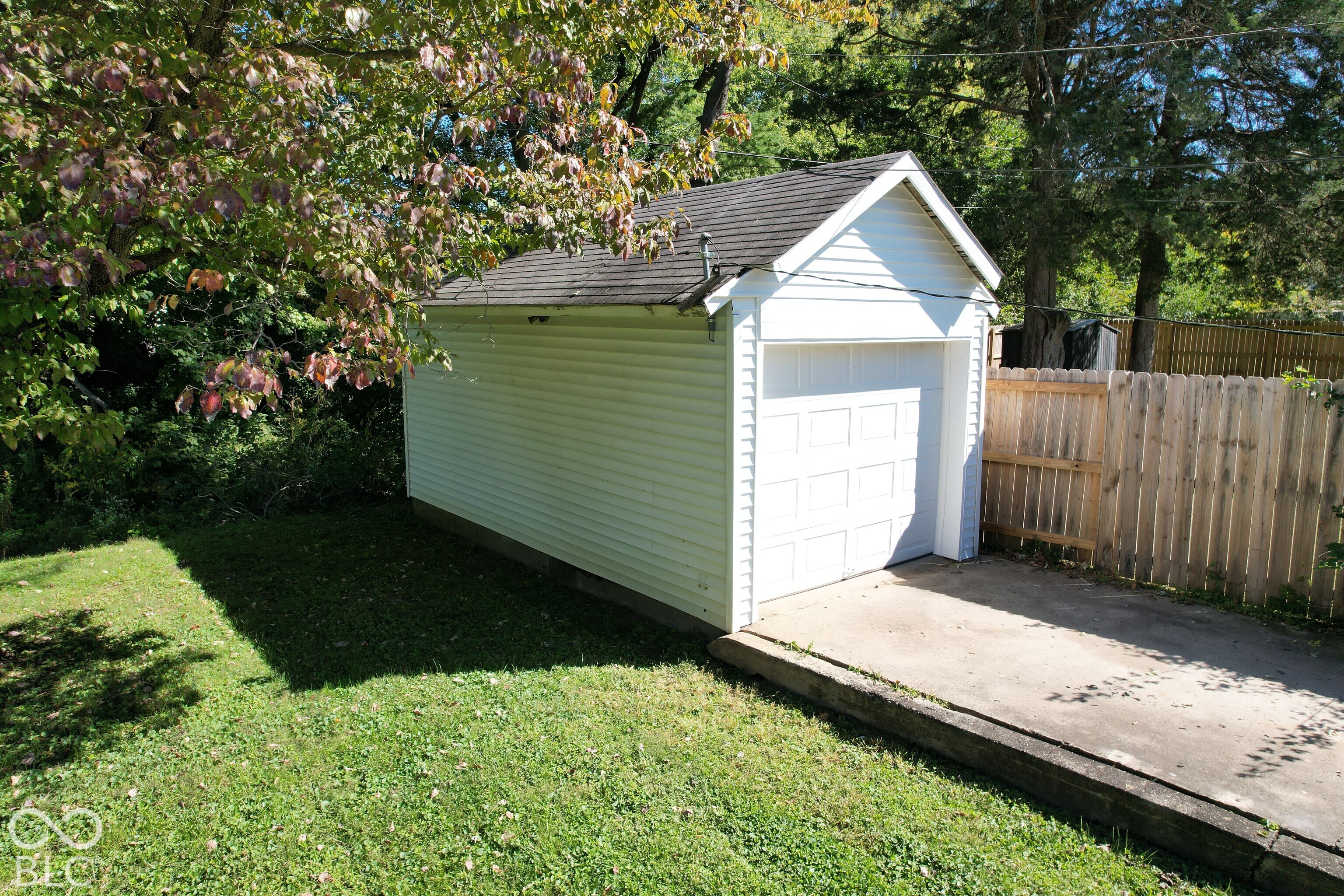 308 E Columbia Street, Attica, IN, 47918 photo 4 of 26