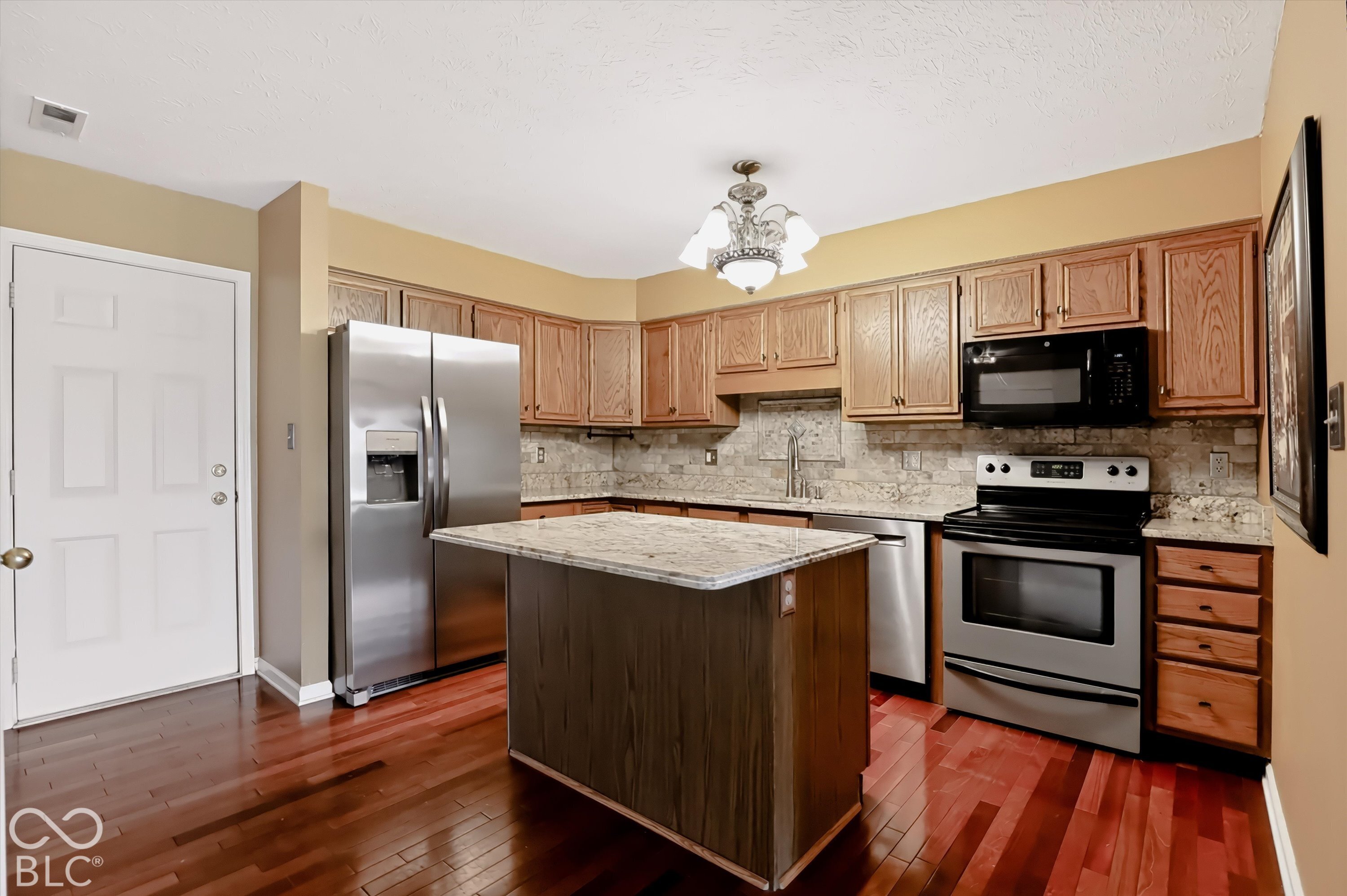 9127 Sea Oats Drive, Indianapolis, IN, 46250 photo 4 of 45