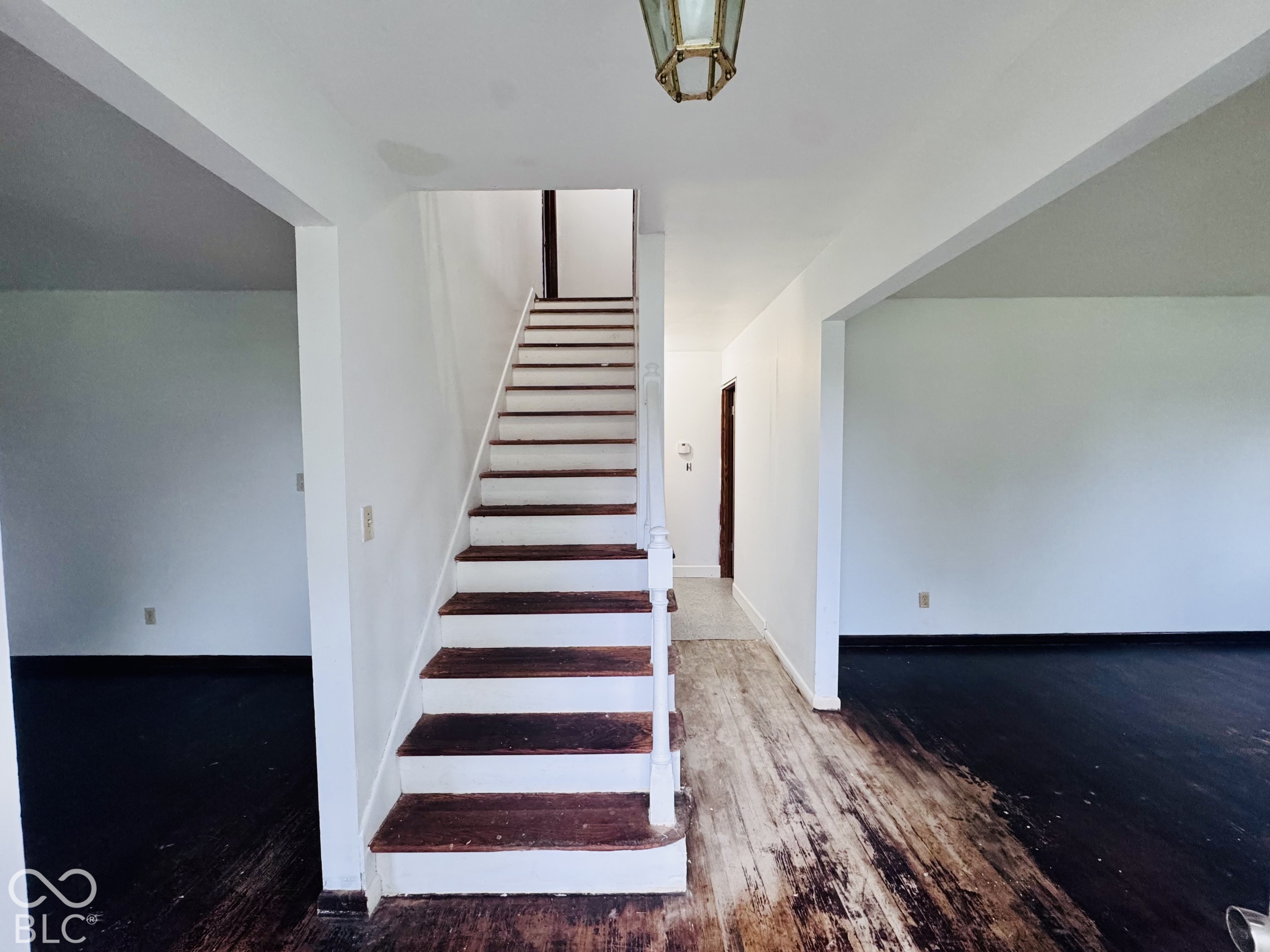1315 W Grant Street, Thorntown, IN, 46071 photo 4 of 40