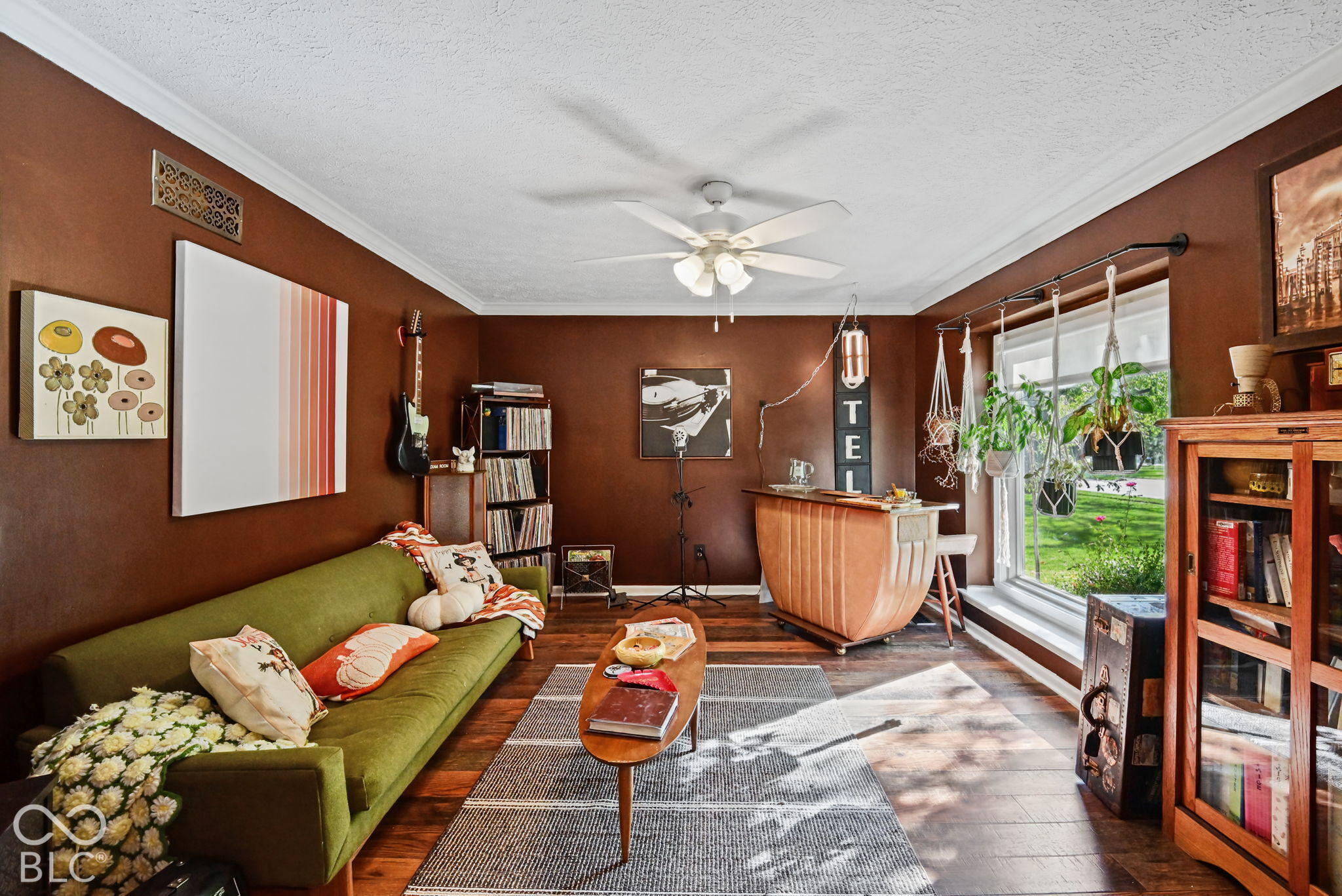 651 Hawthorne Drive, Carmel, IN, 46033 photo 4 of 30