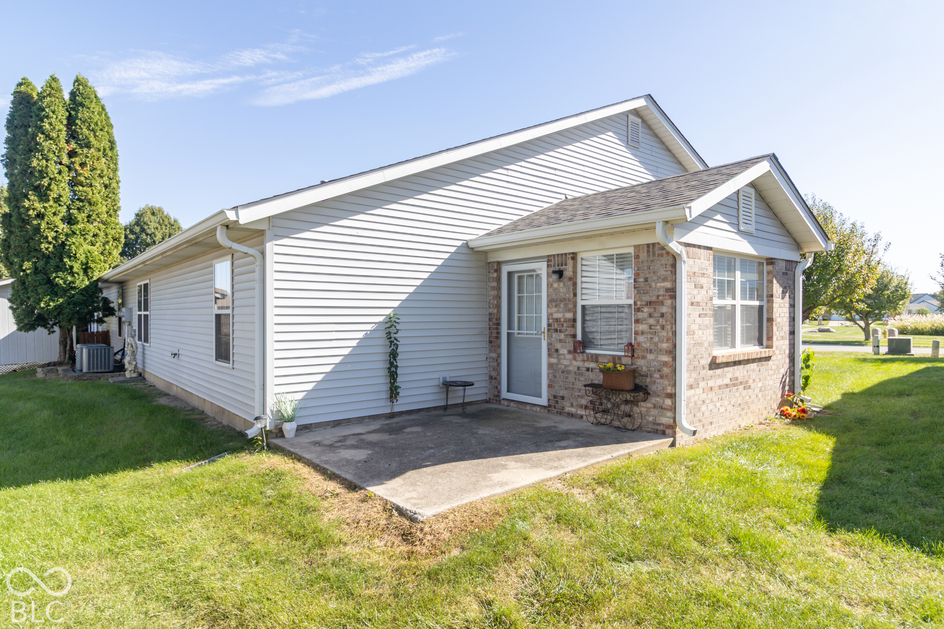 1176 E Apple Lake Drive, Greenfield, IN, 46140 photo 4 of 27