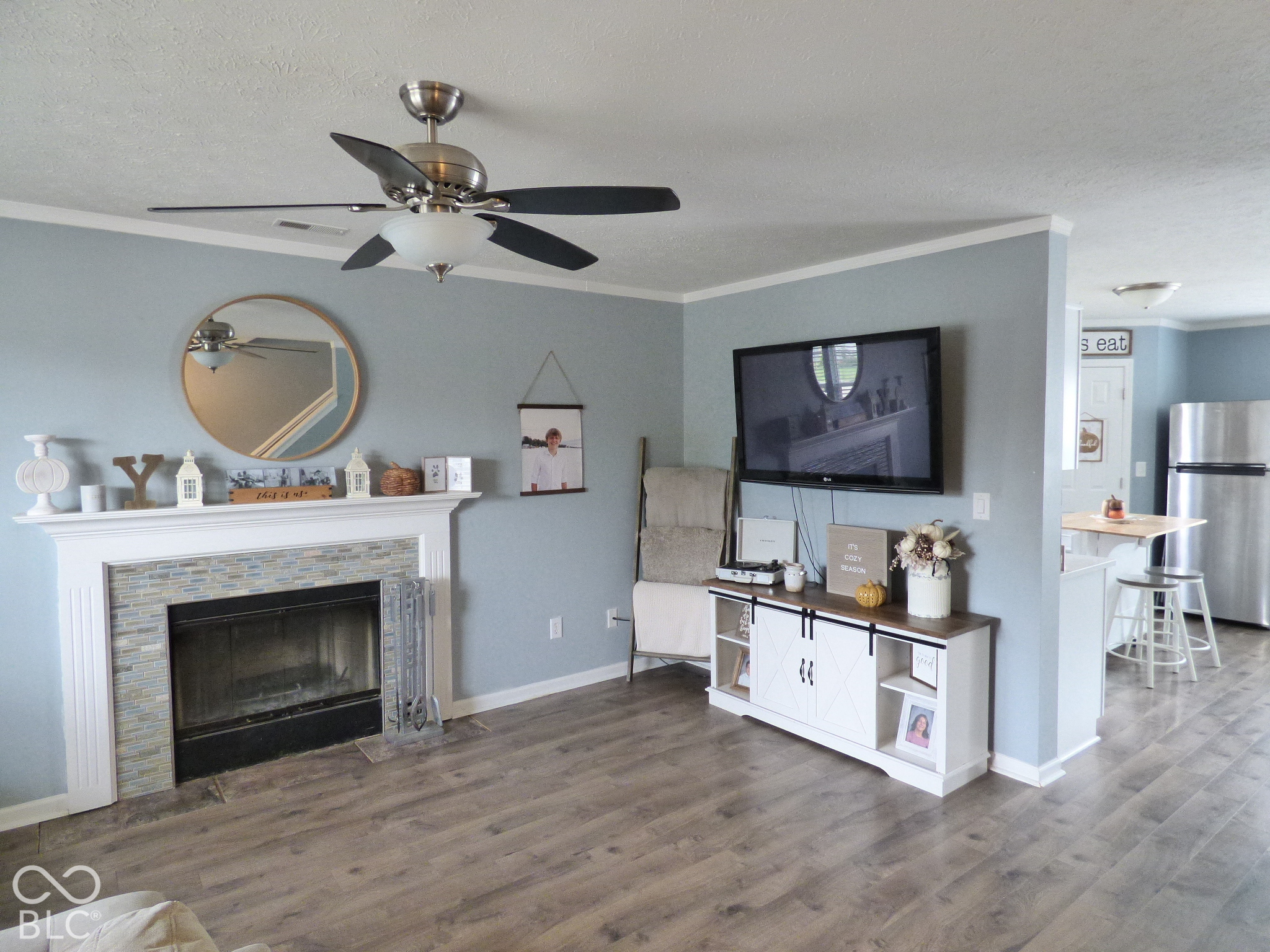 8415 Montgomery Avenue, Indianapolis, IN, 46227 photo 4 of 27
