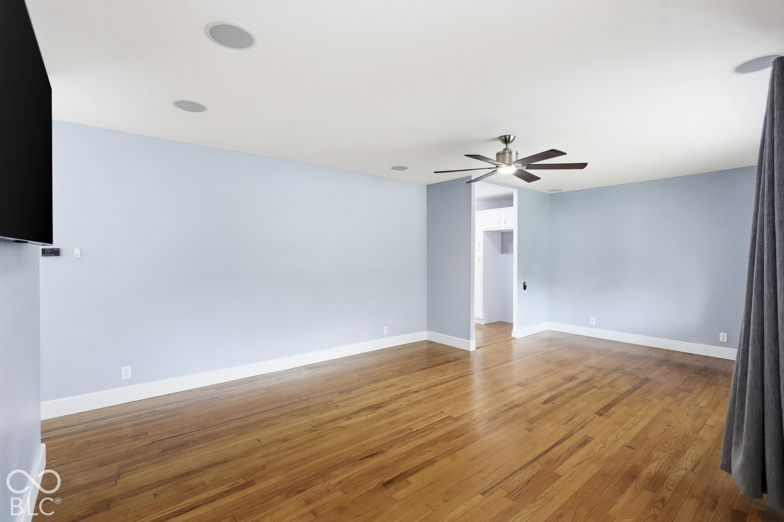 7926 Charlecot Drive, Indianapolis, IN, 46268 photo 4 of 41