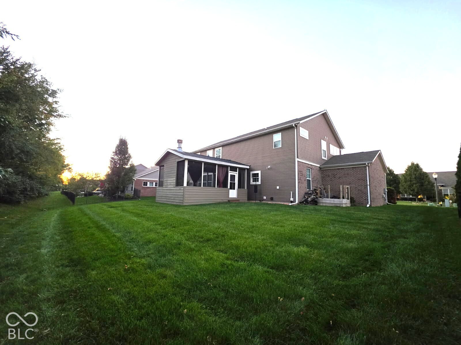 5579 W Turnbuckle Place, McCordsville, IN, 46055 photo 4 of 44