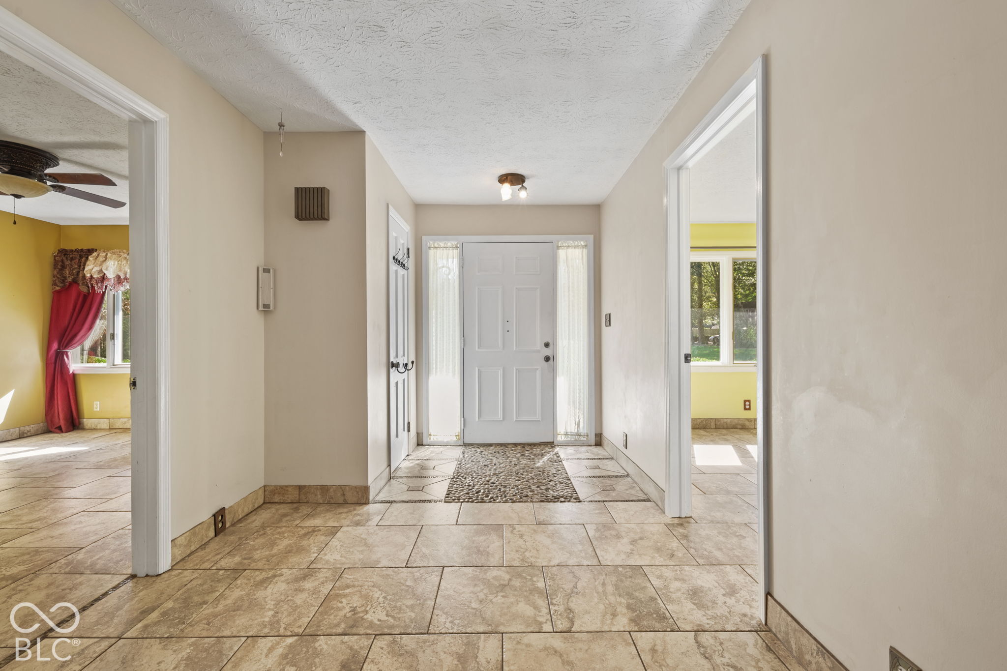 2500 S Edgewood Cove, Martinsville, IN, 46151 photo 4 of 62