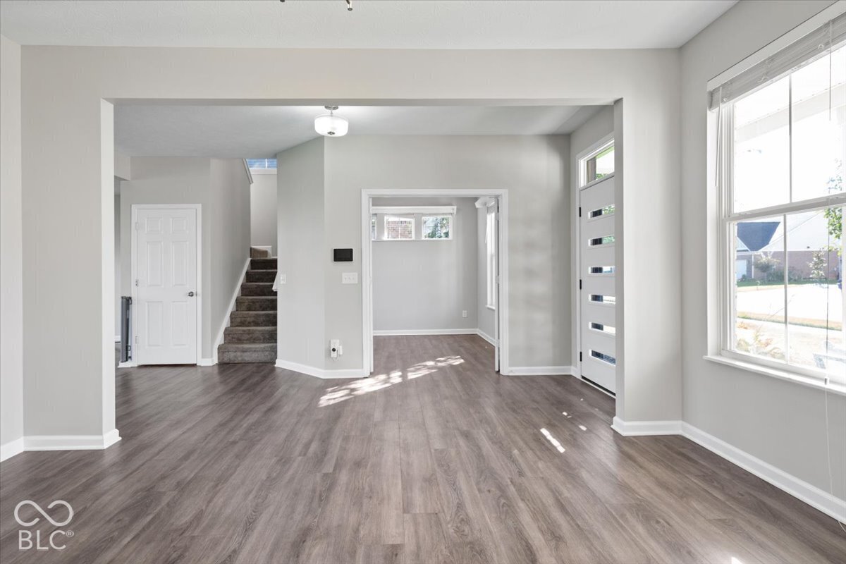 5570 W Stream Drive, McCordsville, IN, 46055 photo 4 of 49