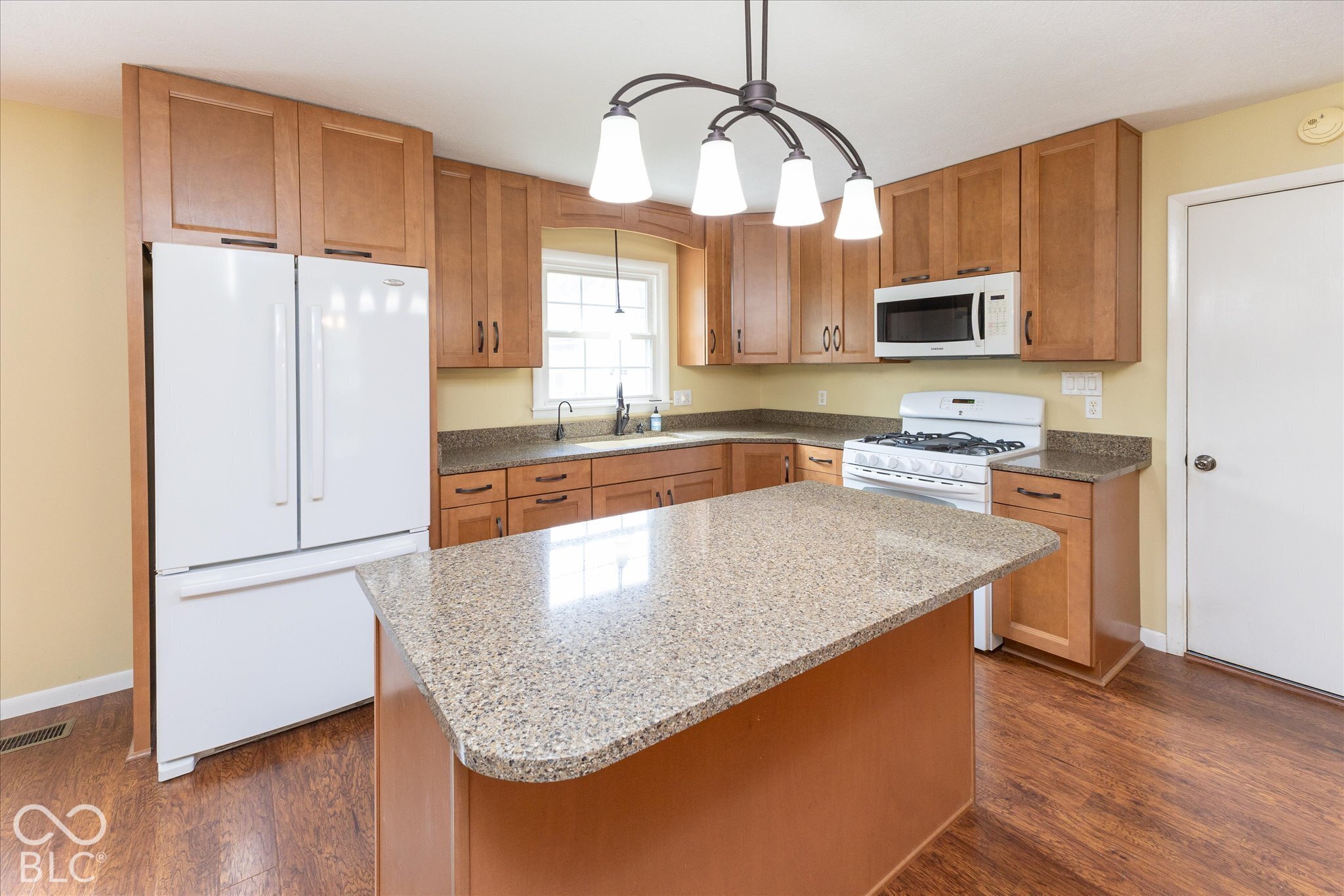 7665 Jennifer Lane, Brownsburg, IN, 46112 photo 4 of 26