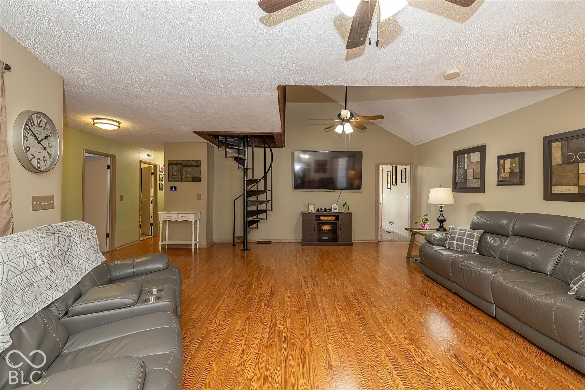 629 W 200 N, Greenfield, IN, 46140 photo 4 of 32
