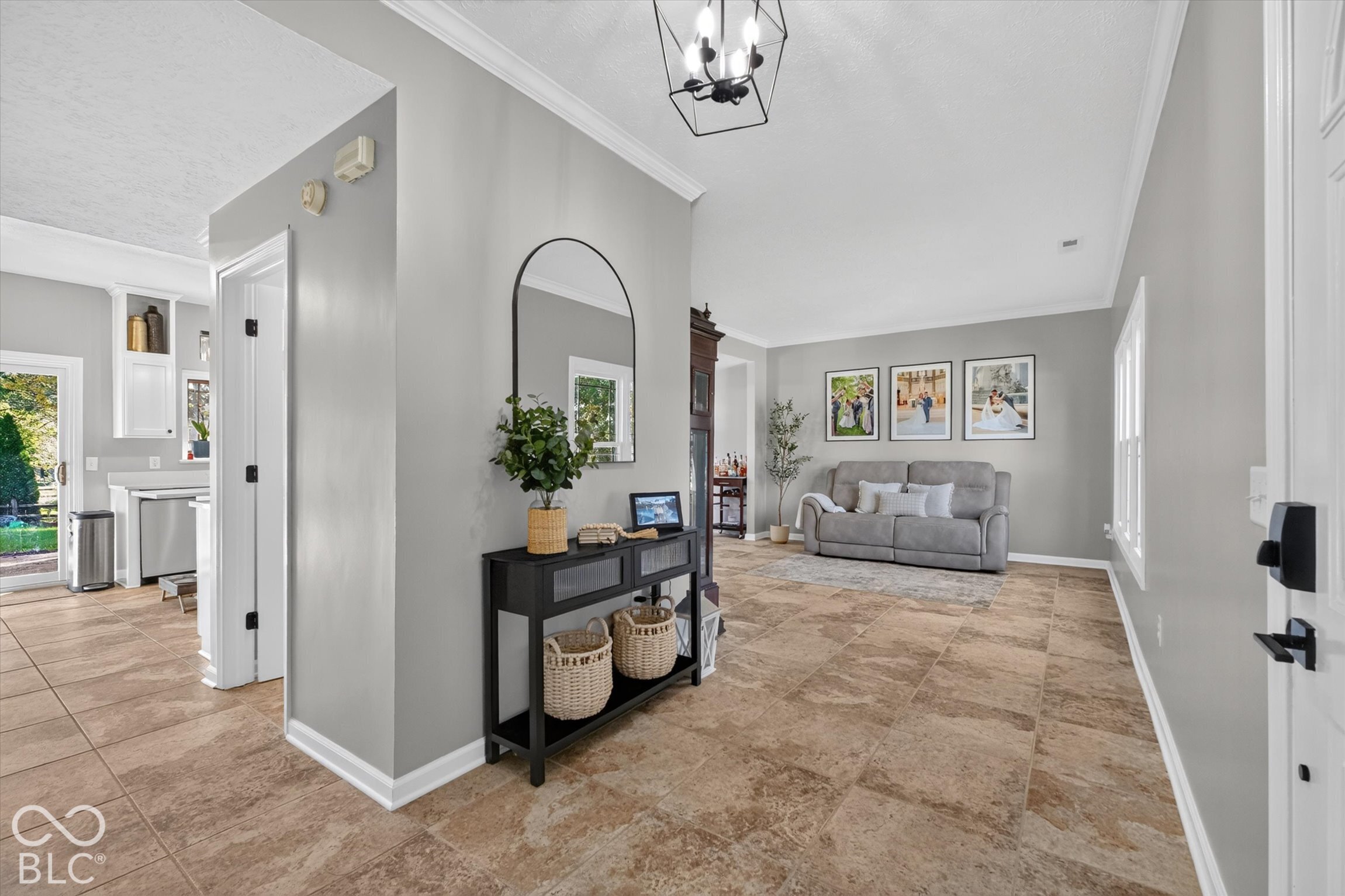 7567 Meadow Ridge Drive, Fishers, IN, 46038 photo 4 of 40