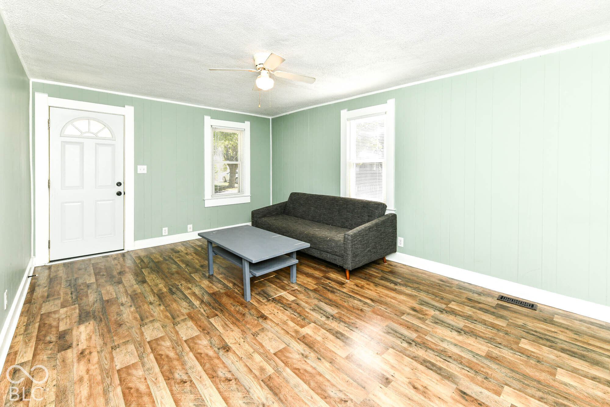 896 Young Street, Franklin, IN, 46131 photo 4 of 24