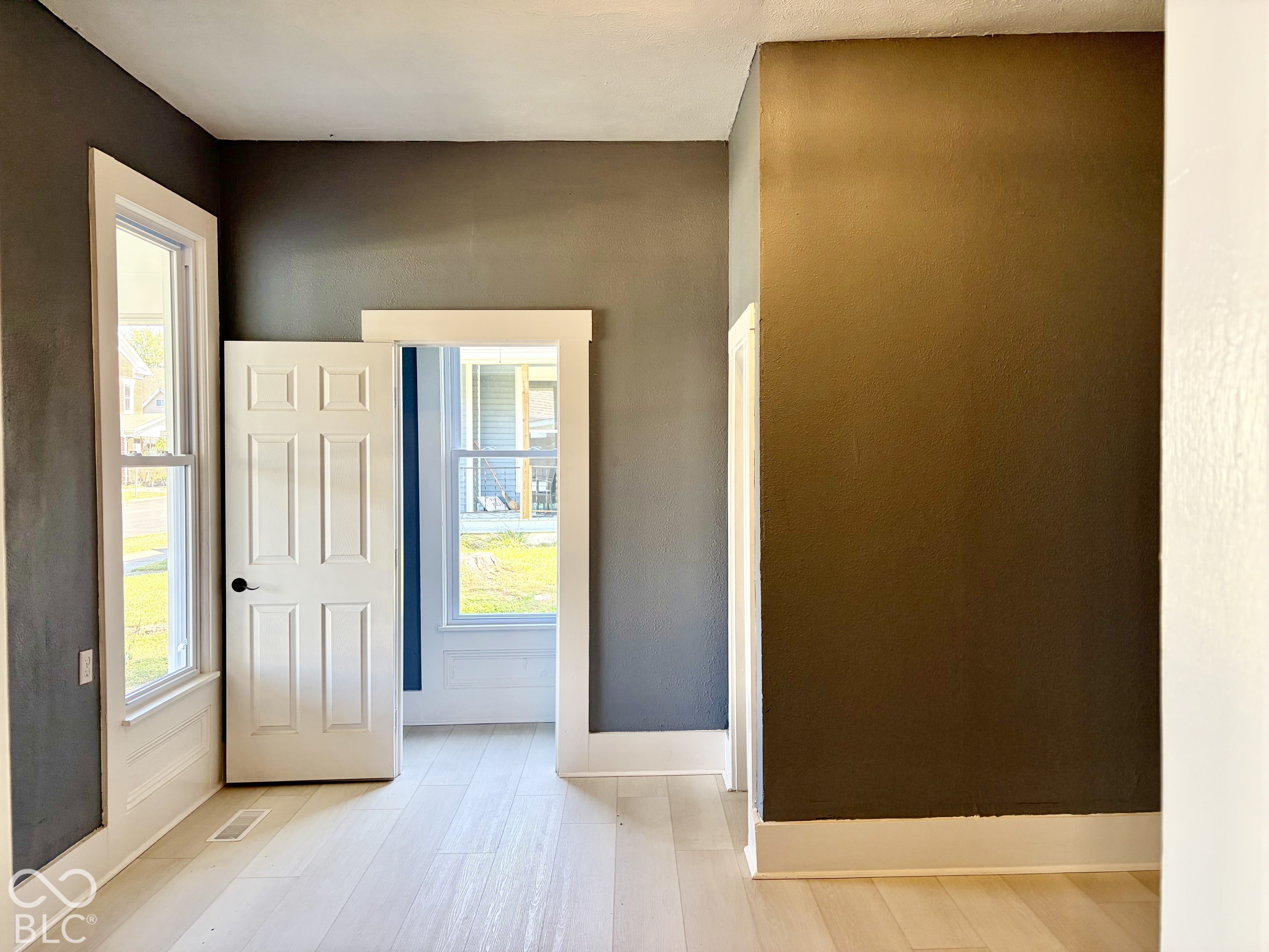 515 Jackson Street, Hope, IN, 47246 photo 4 of 23