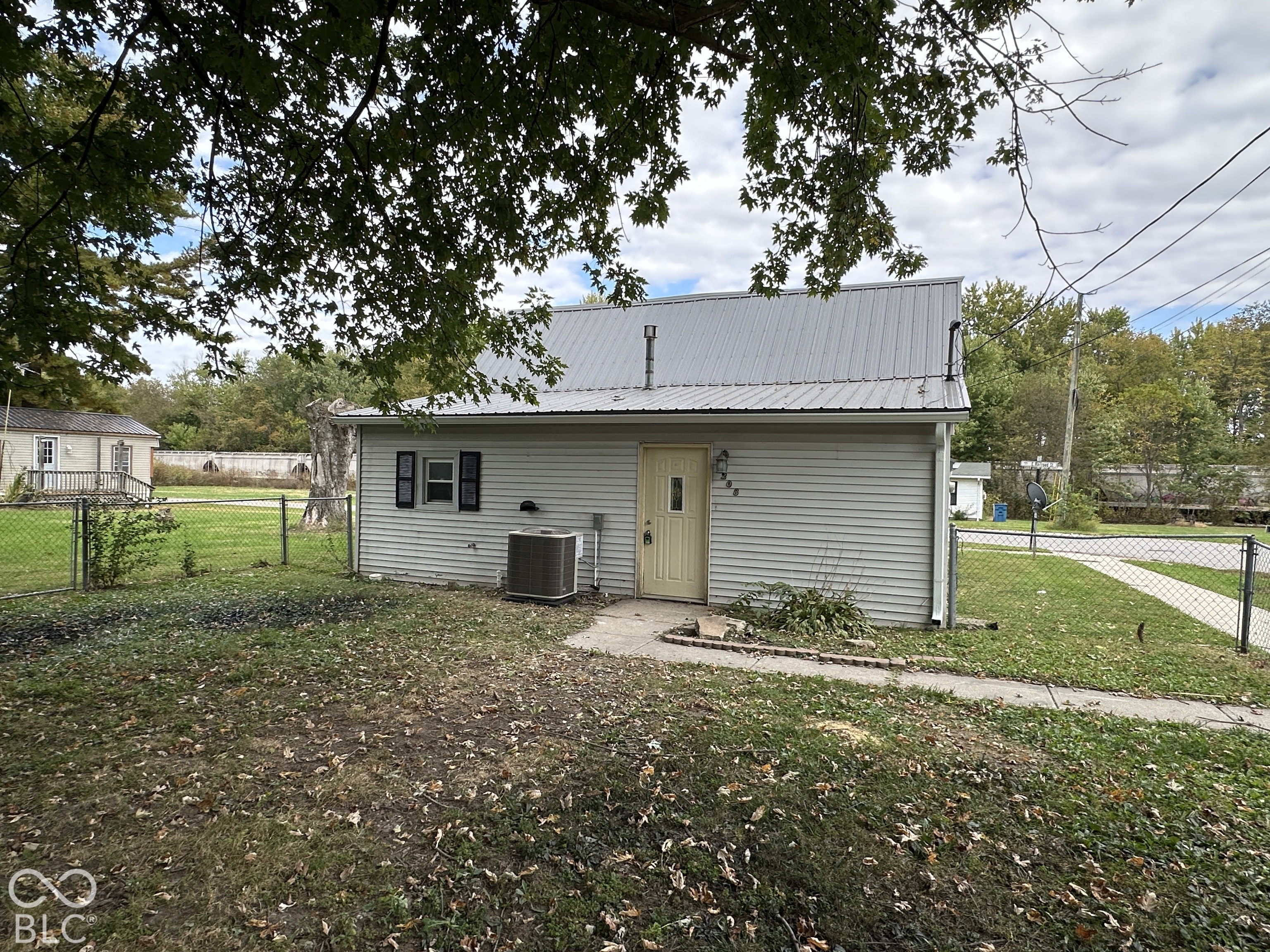 208 N East, Roachdale, IN, 46172 photo 4 of 54