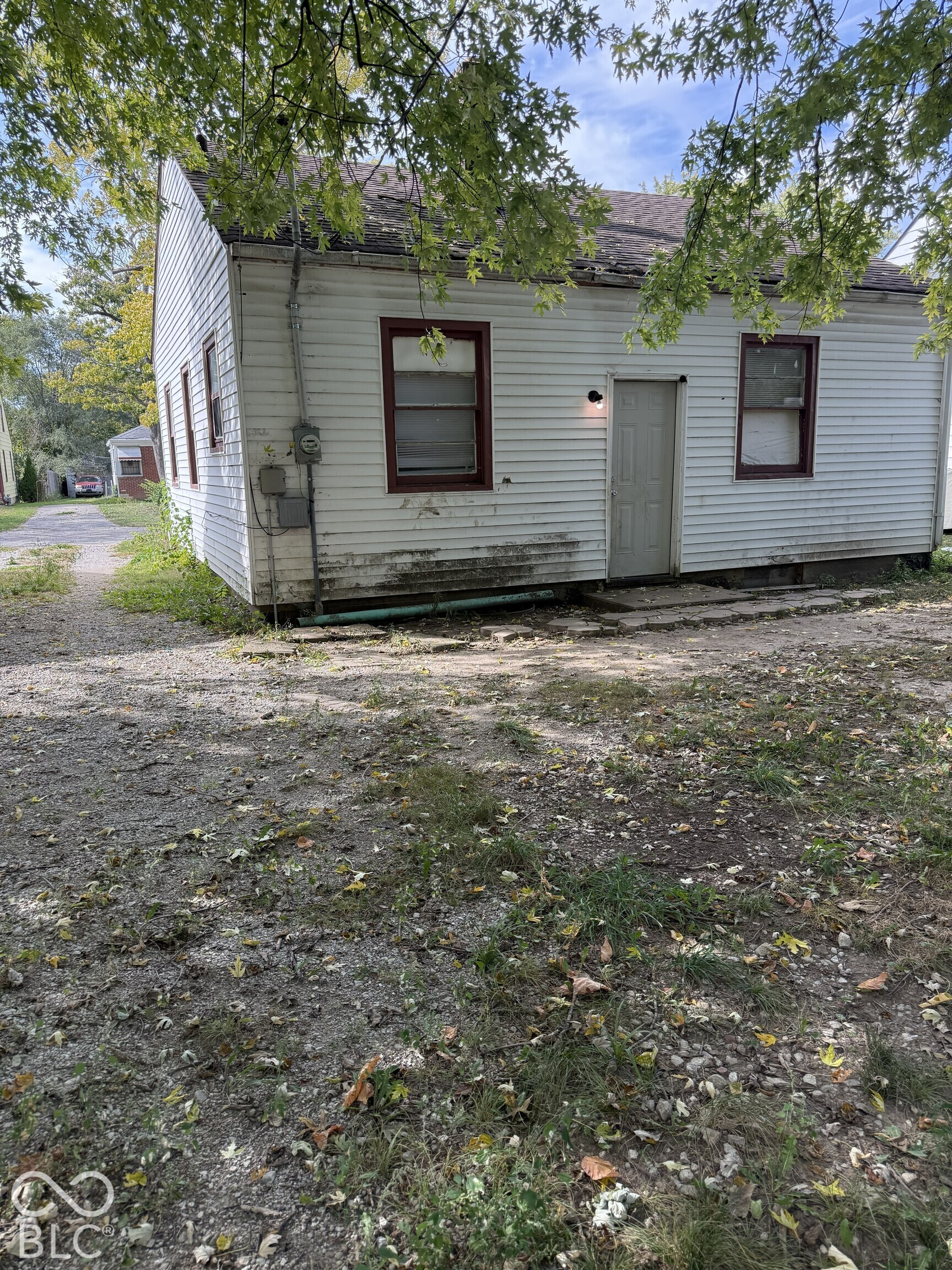 3351 N Grant Avenue, Indianapolis, IN, 46218 photo 4 of 9
