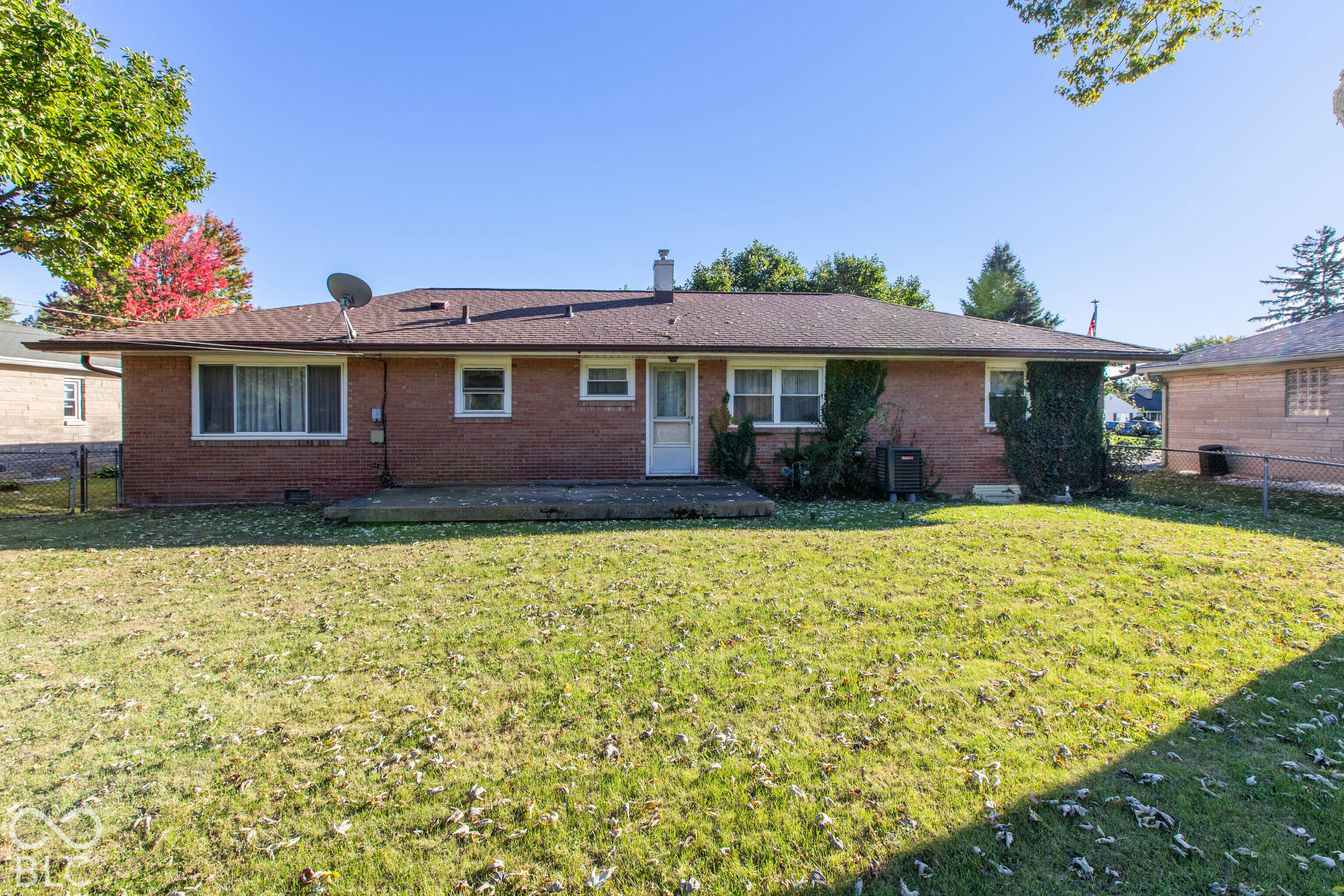 6776 Springer Avenue, Indianapolis, IN, 46219 photo 4 of 7