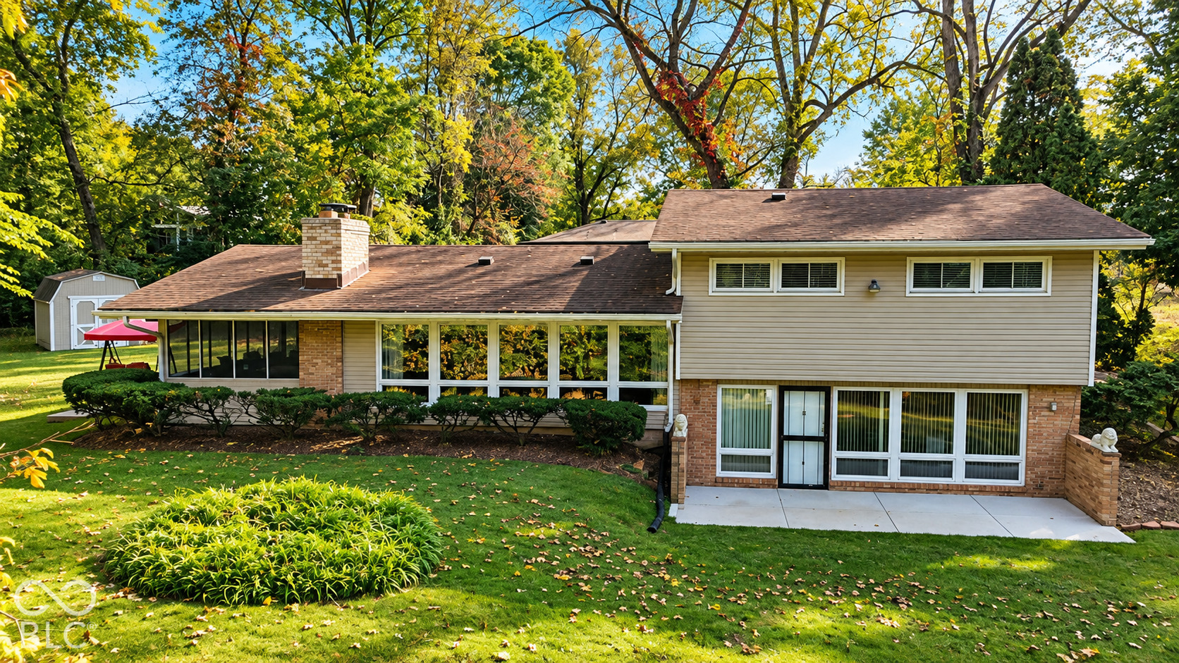 4225 Westbourne Drive, Indianapolis, IN, 46205 photo 4 of 58