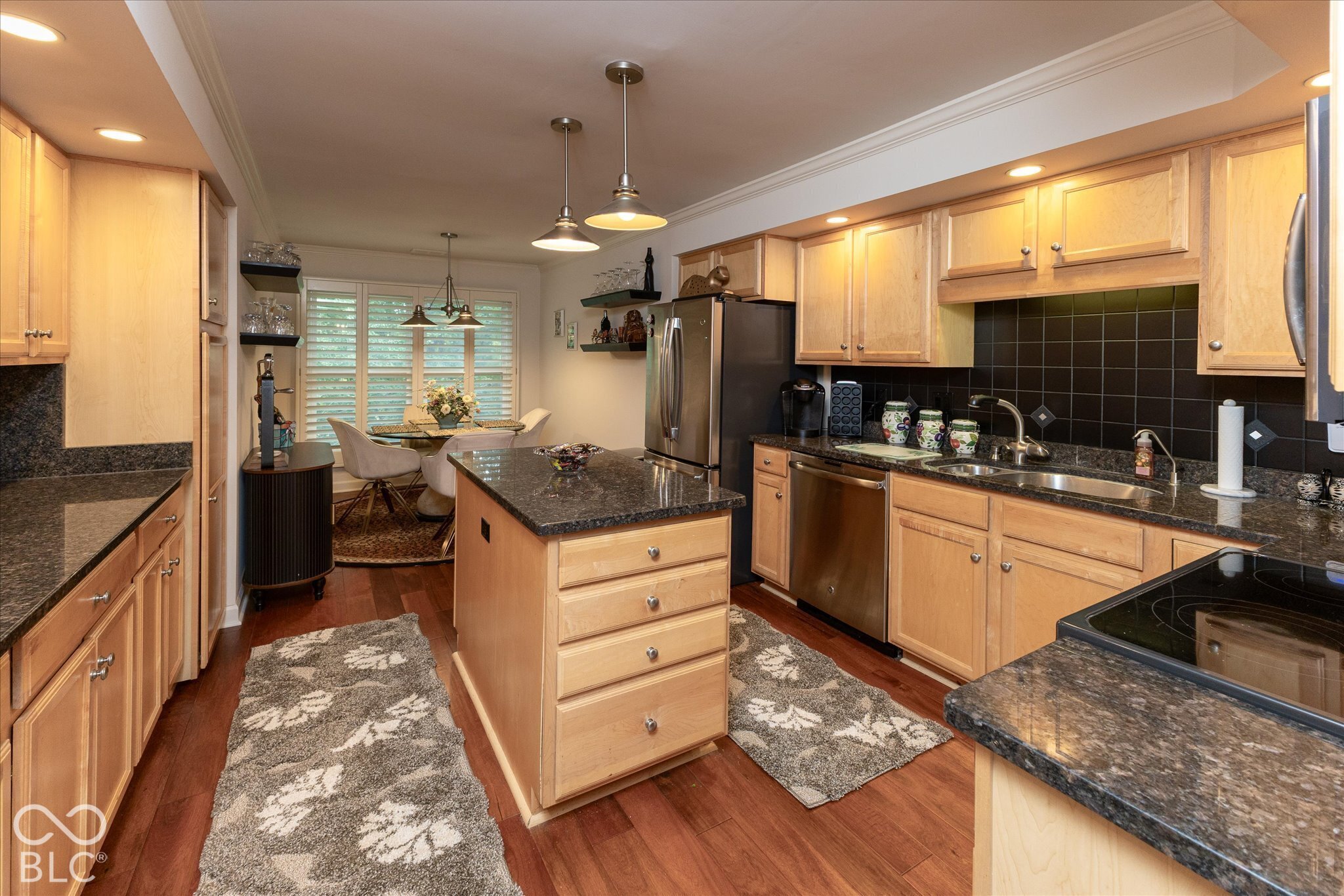8650 Jaffa Court West Drive #33, Indianapolis, IN, 46260 photo 4 of 24
