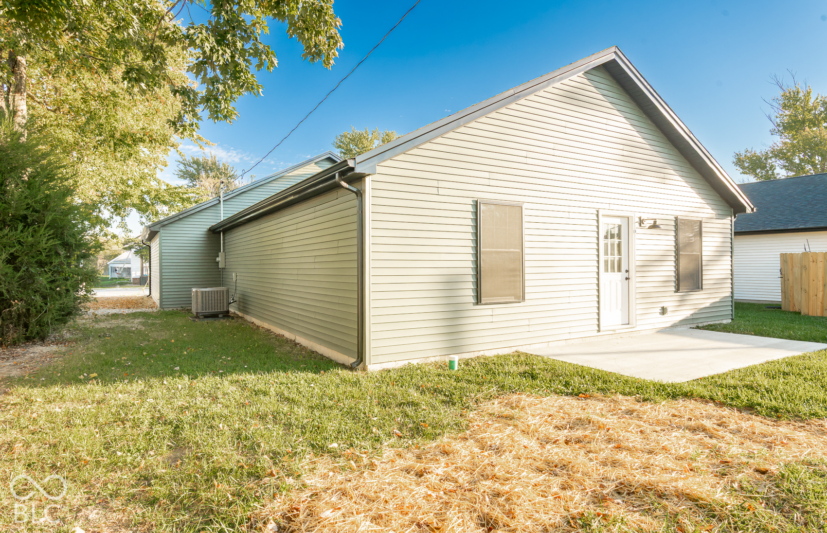 659 W Cherry Street, Scottsburg, IN, 47170 photo 4 of 58