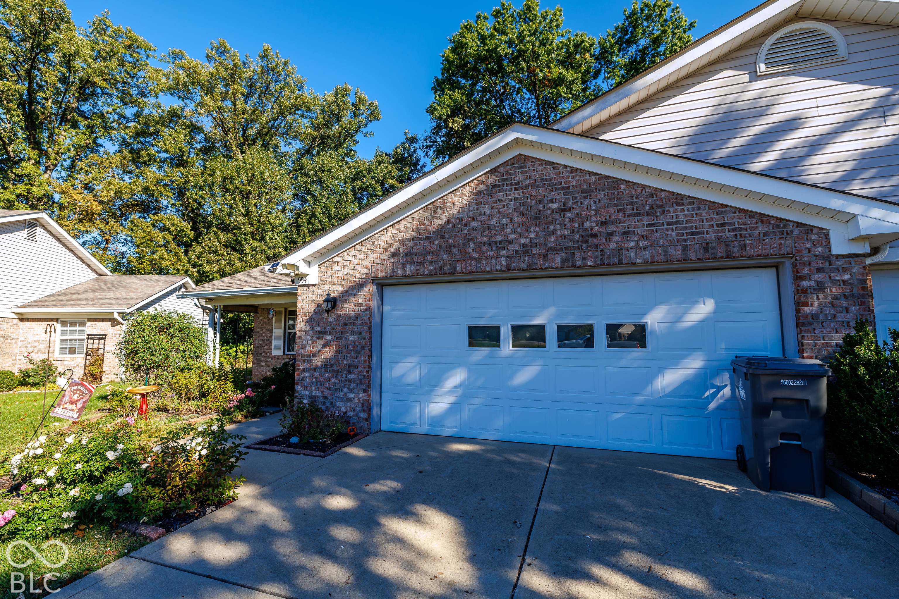 554 Cresthaven Drive, Indianapolis, IN, 46217 photo 4 of 75