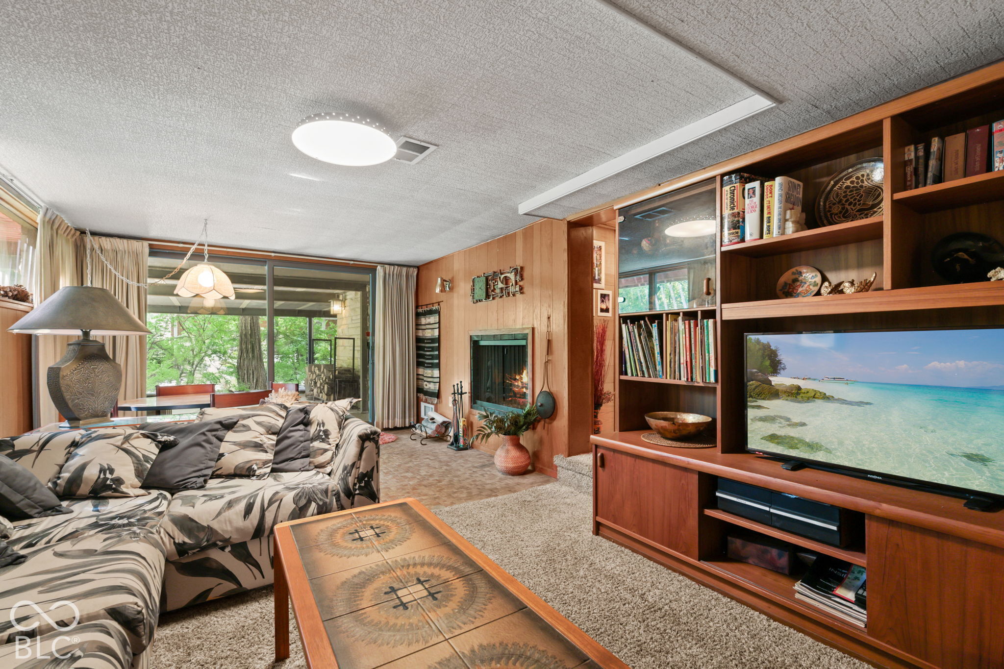920 Southview Drive, Indianapolis, IN, 46227 photo 4 of 61