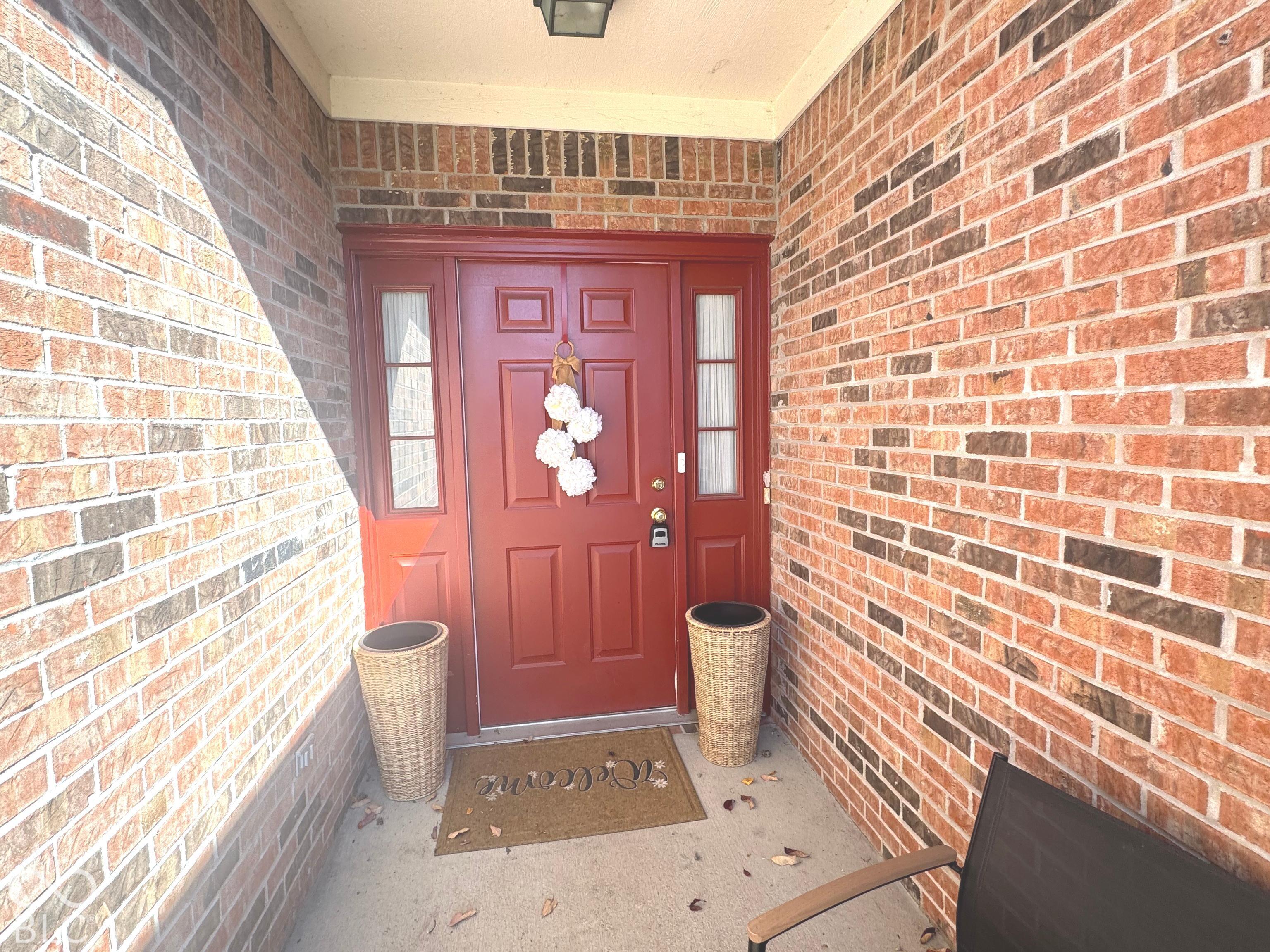 4352 W Summerhaven Drive, New Palestine, IN, 46163 photo 4 of 38